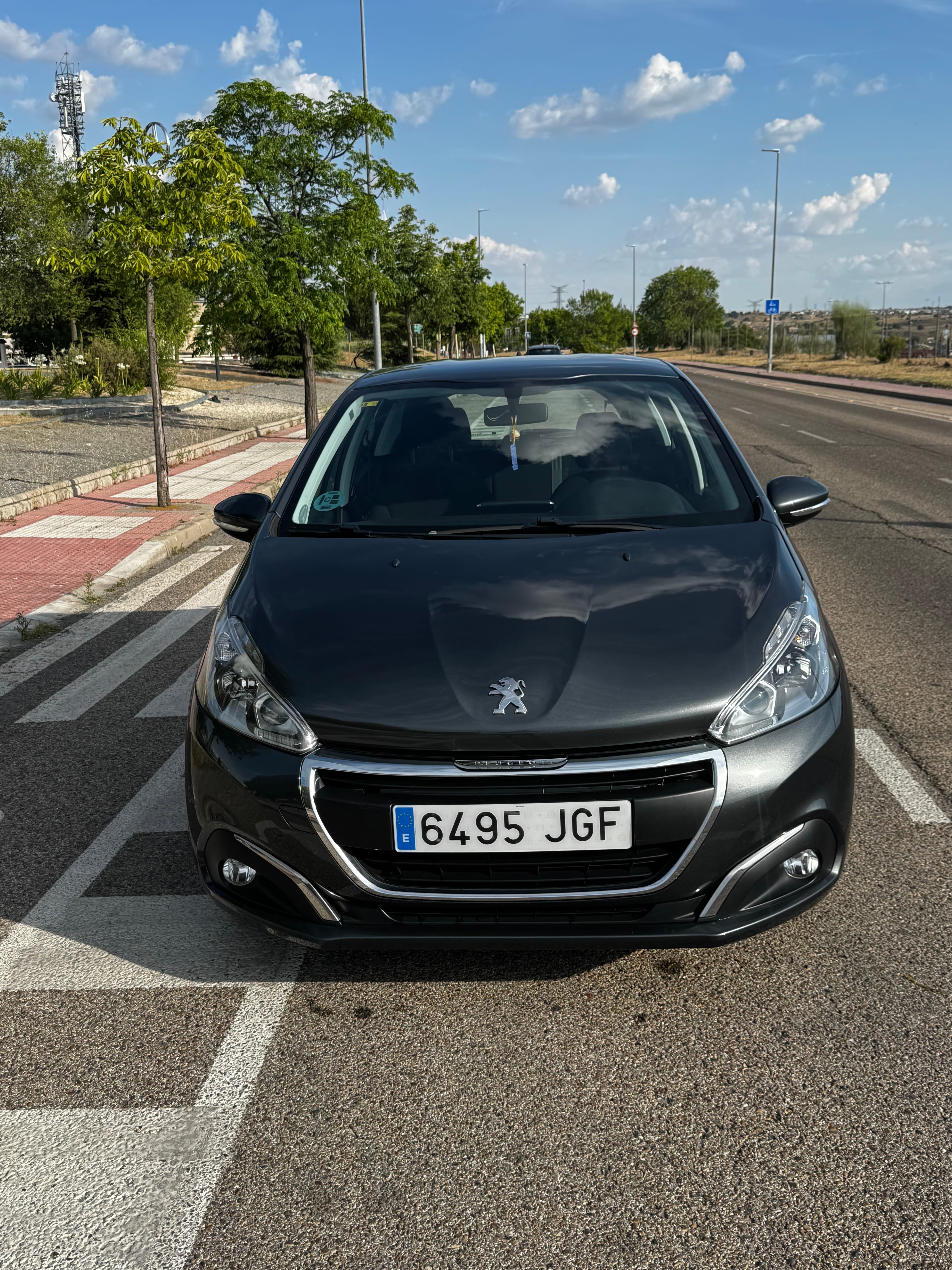 Peugeot 208, 2015, Gasolina 95