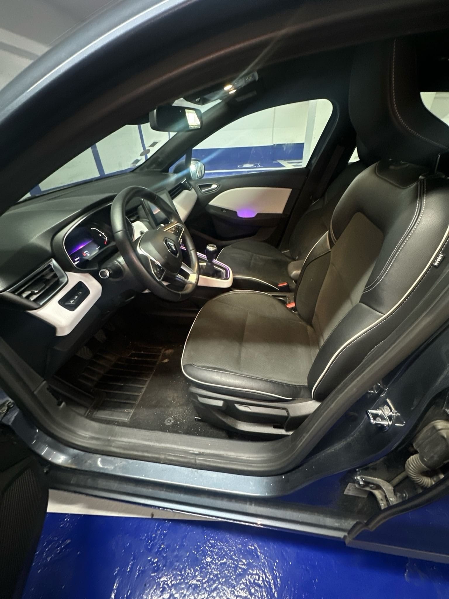 Renault Clio avec GPS