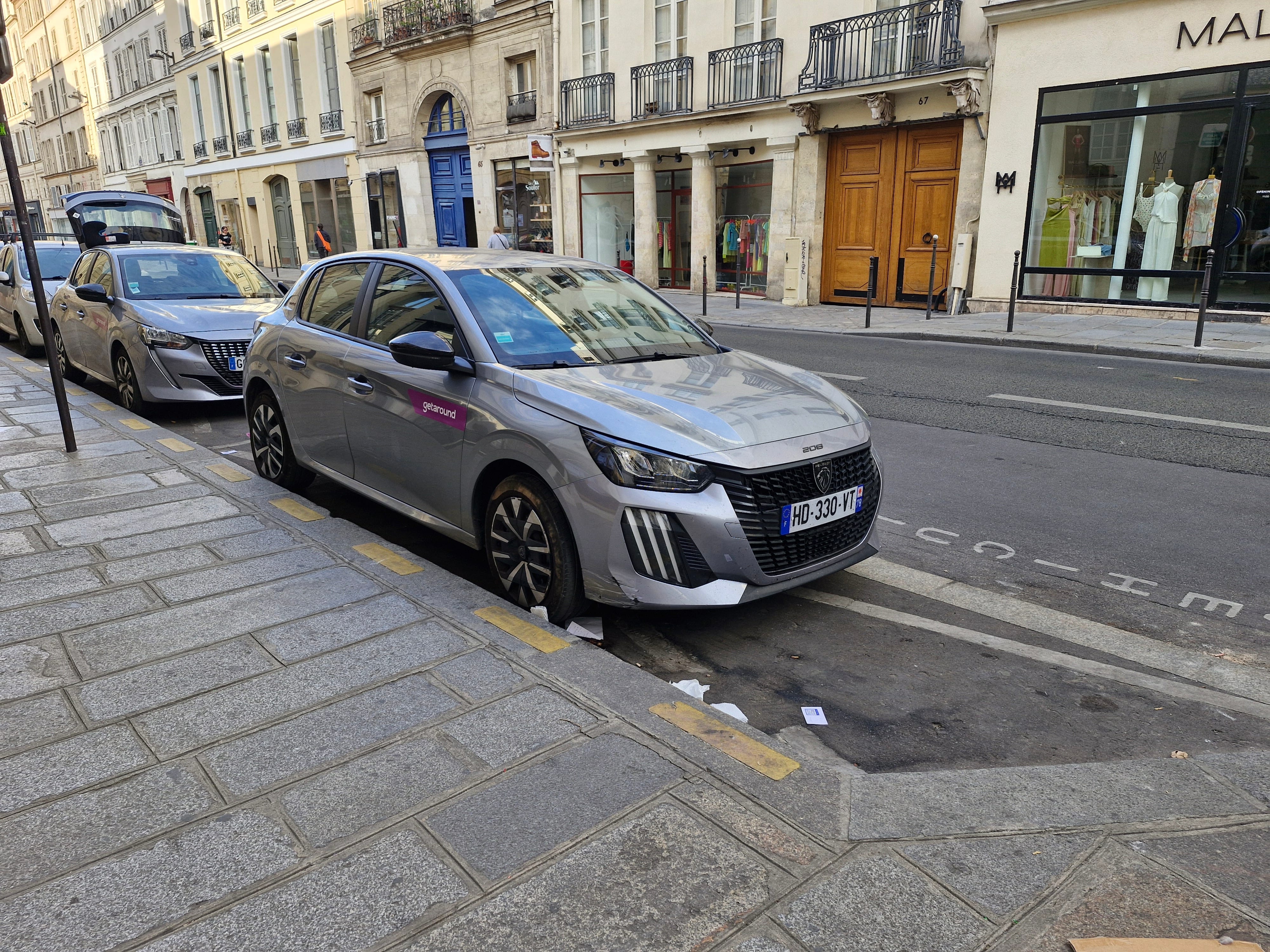 Peugeot 208 avec Climatisation