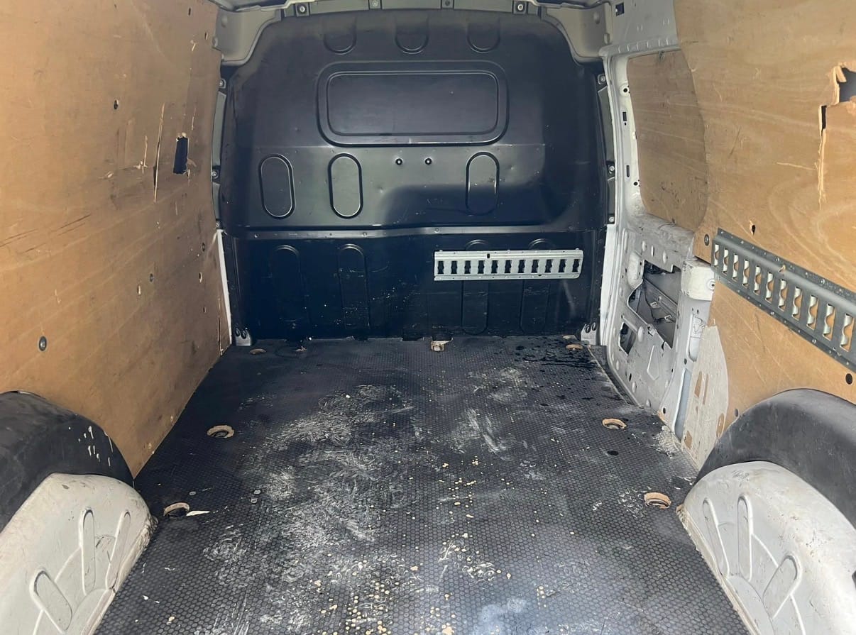 Renault Kangoo Express avec Autoradio