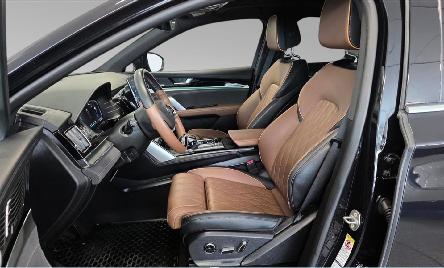 BYD Tang med Ryggekamera