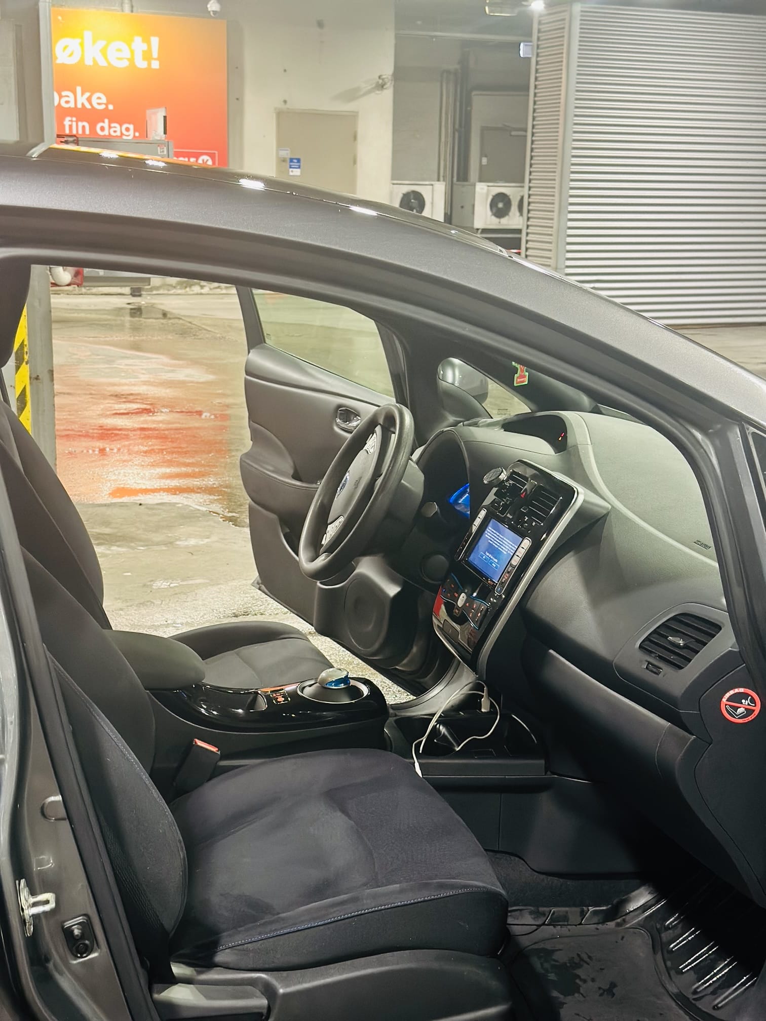 Nissan Leaf avec Pneus neige