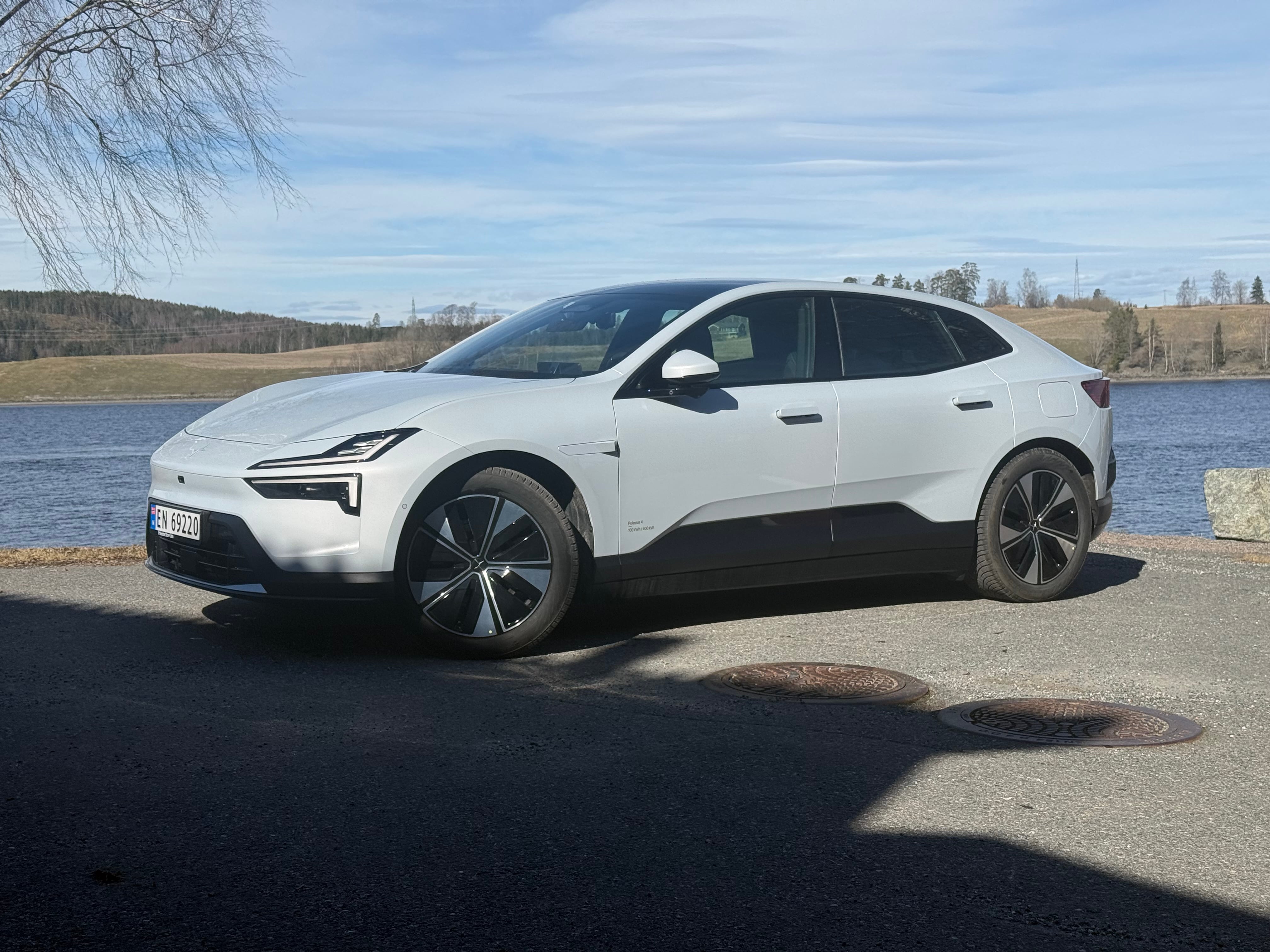 Polestar 4 Long Range Dual Motor med Aircondition