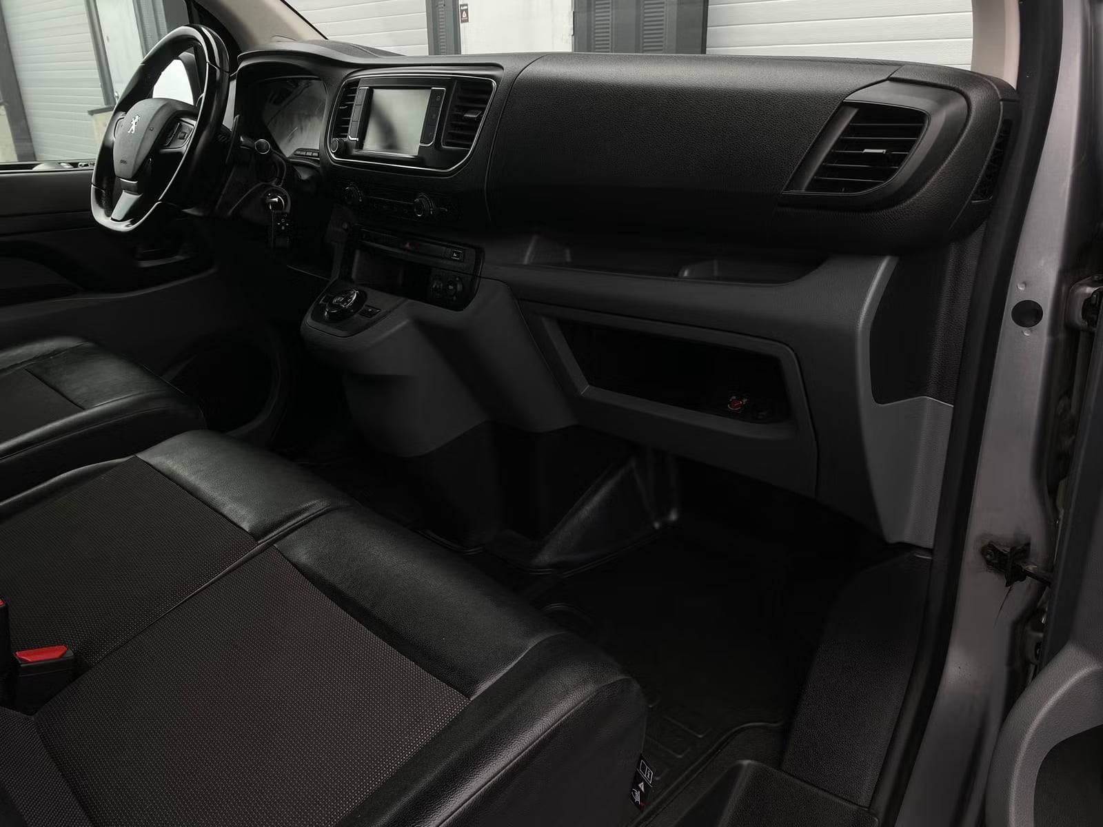 Peugeot Expert med GPS