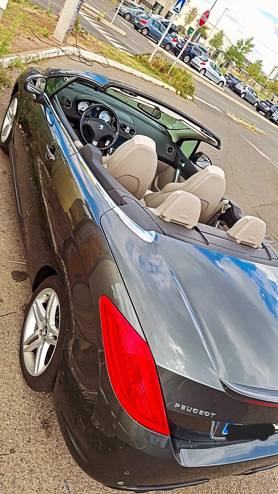 Peugeot 308 CC avec Apple CarPlay