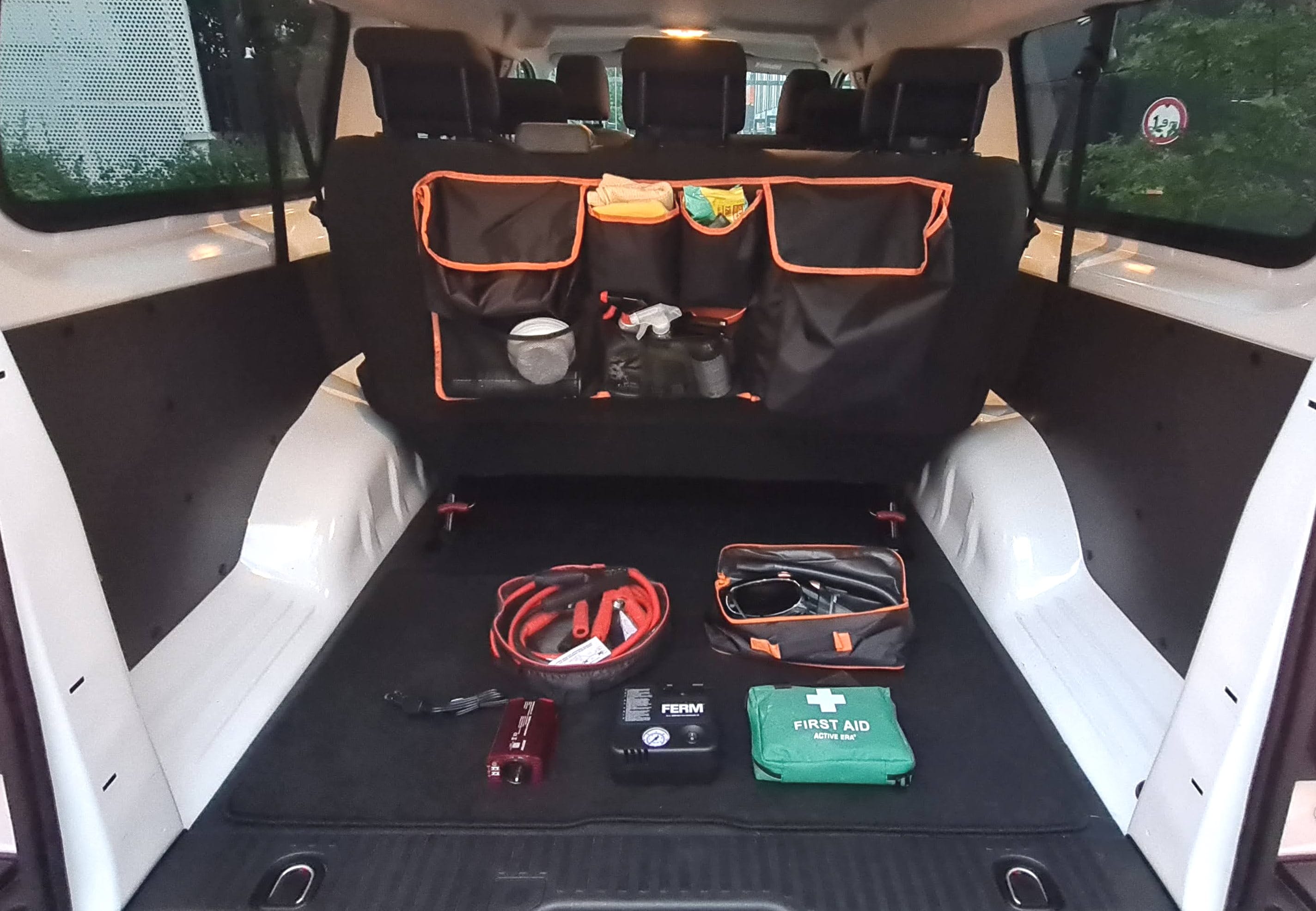 Toyota Proace Combi  Blanc - 9 places Climatisation GPS Android Auto & Apple CarPlay avec Chaines