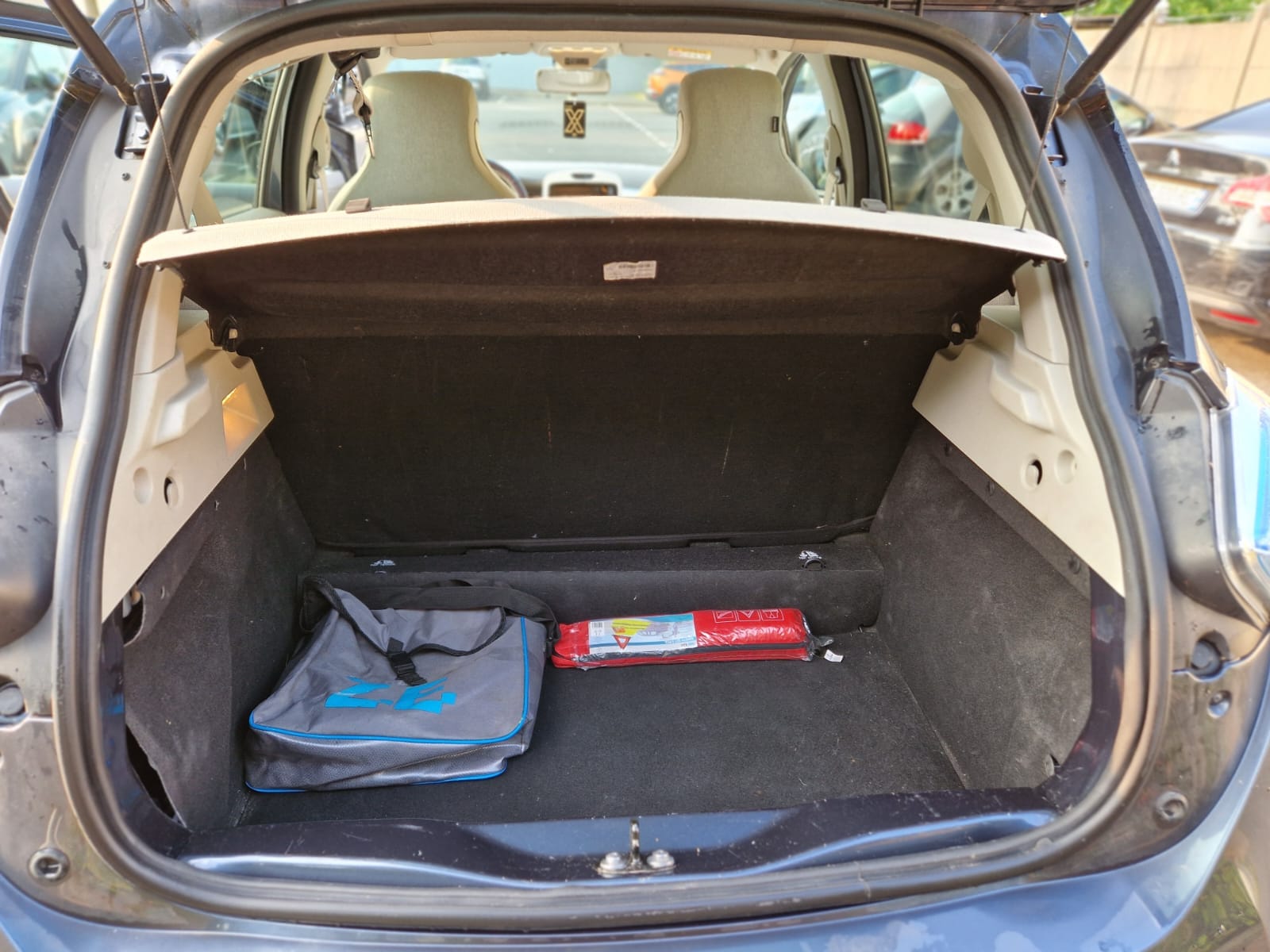 Renault ZOE avec Siège bébé