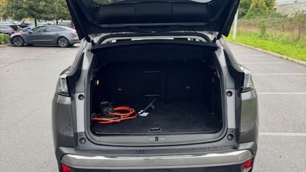 Peugeot 3008 avec Entrée audio / iPod