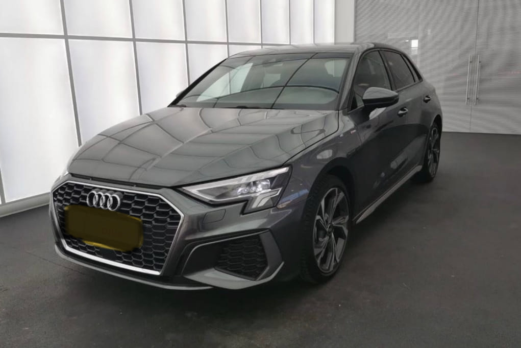 Audi A3 Sportback 35, 2023, Essence 98, automatique