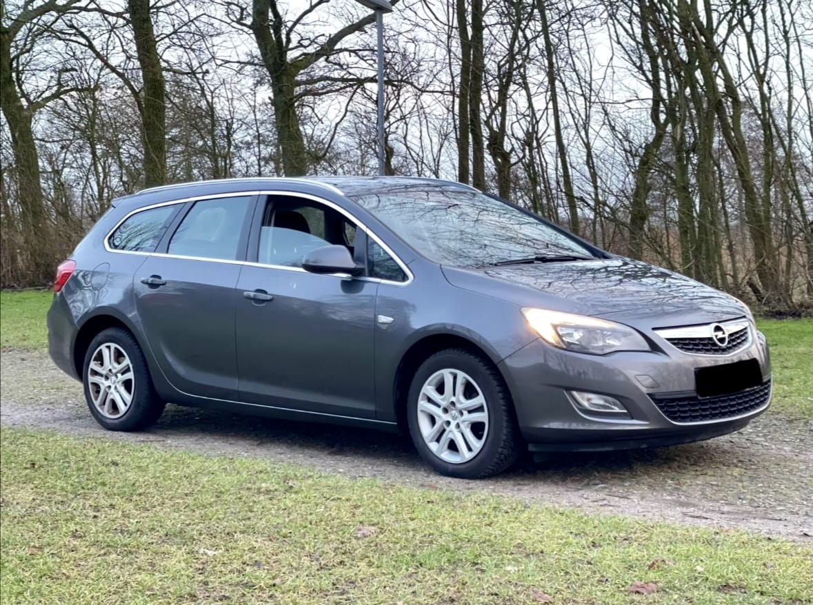Opel Astra Sports Tourer, 2012, Diesel