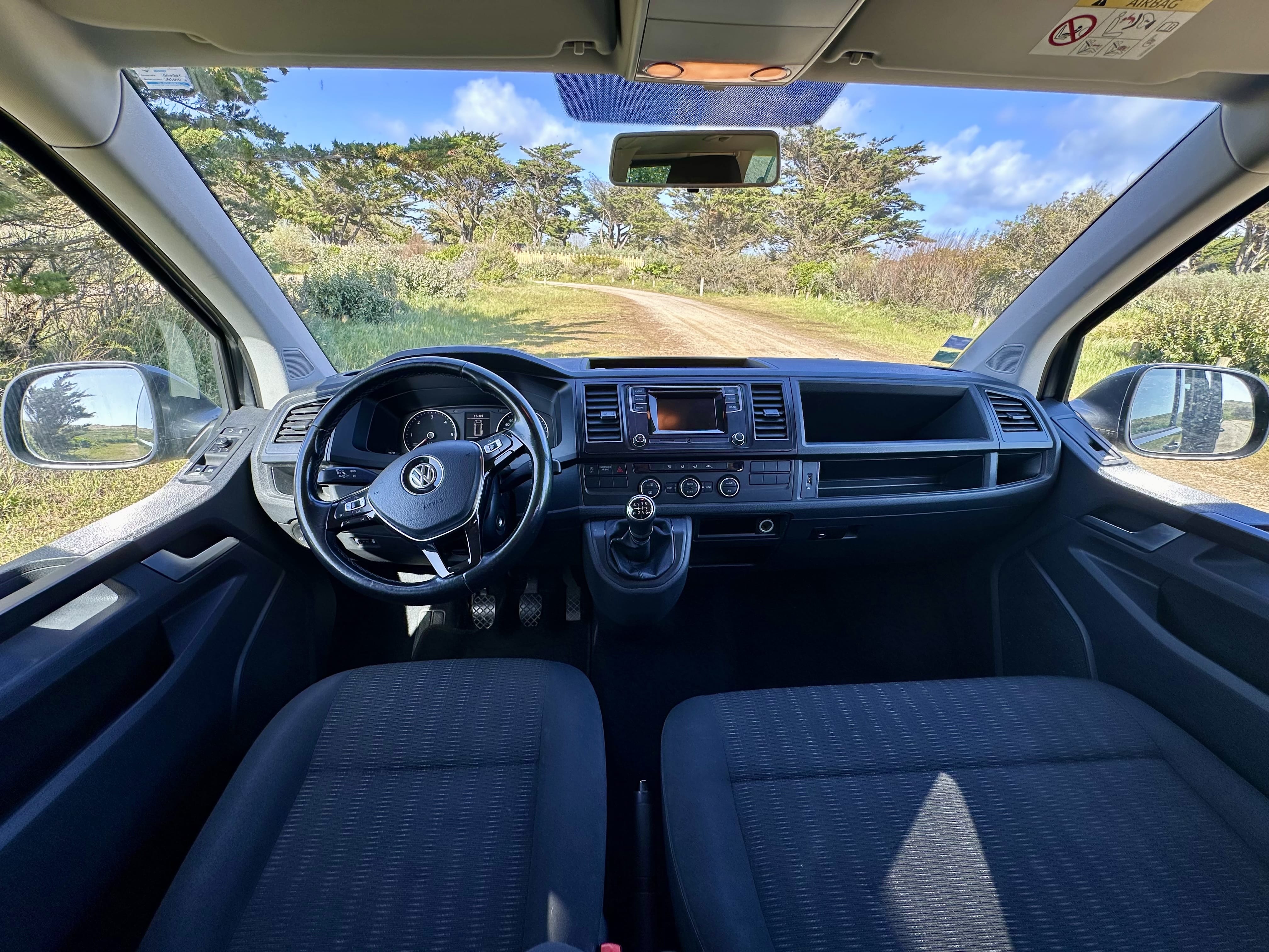 Volkswagen Caravelle avec Siège bébé