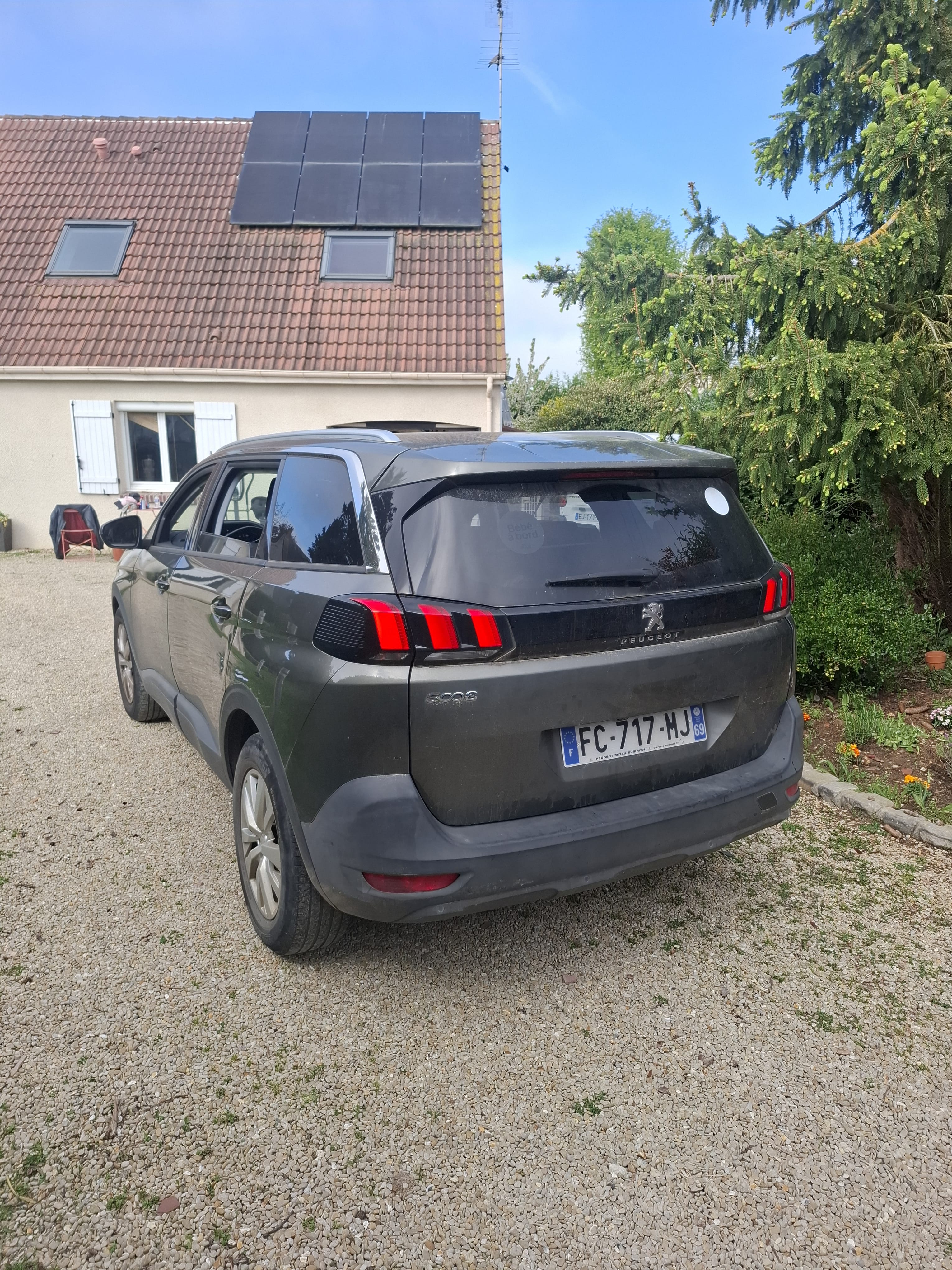 Peugeot 5008 avec Caméra de recul