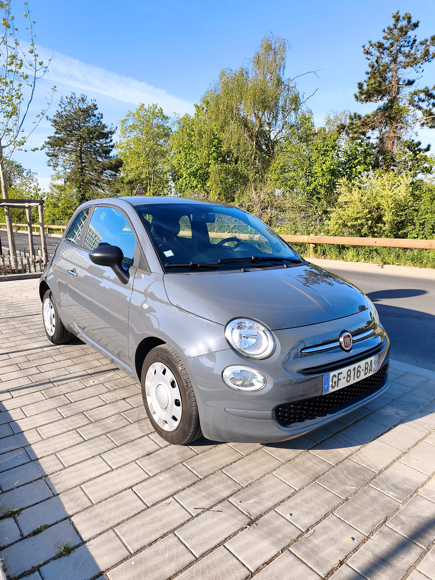 Fiat 500, 2022, Essence 95 / Électrique (hybride)