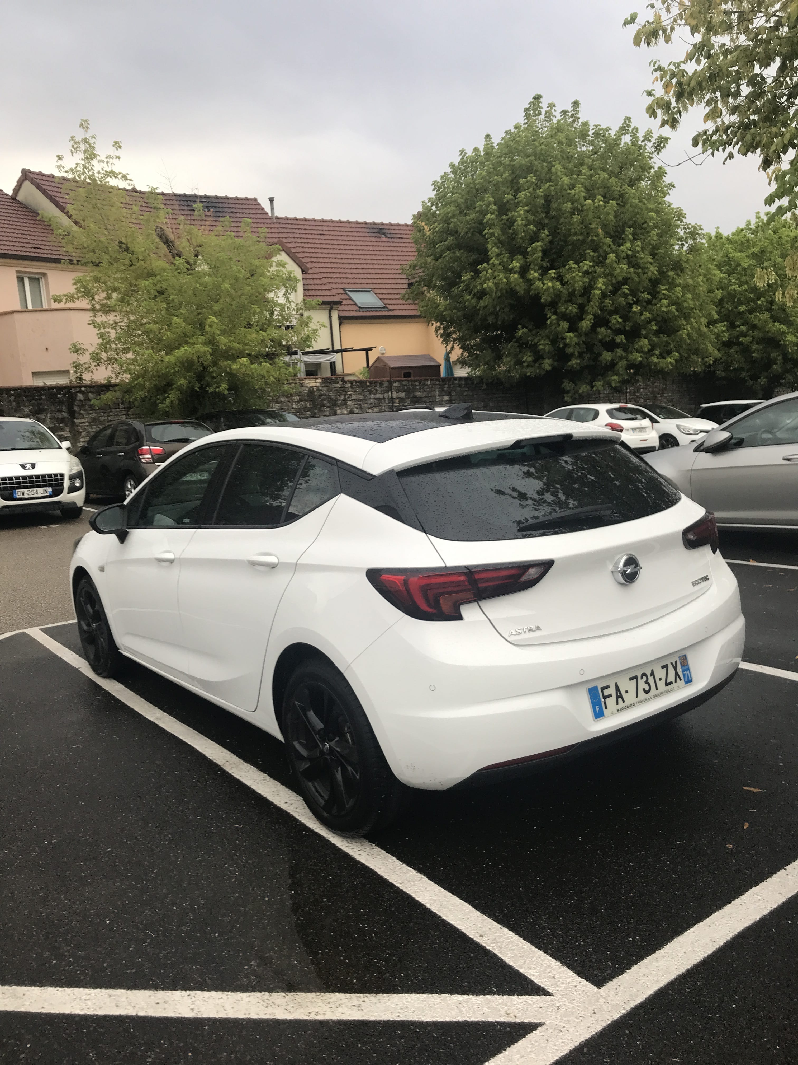 Opel Astra avec Régulateur de vitesse