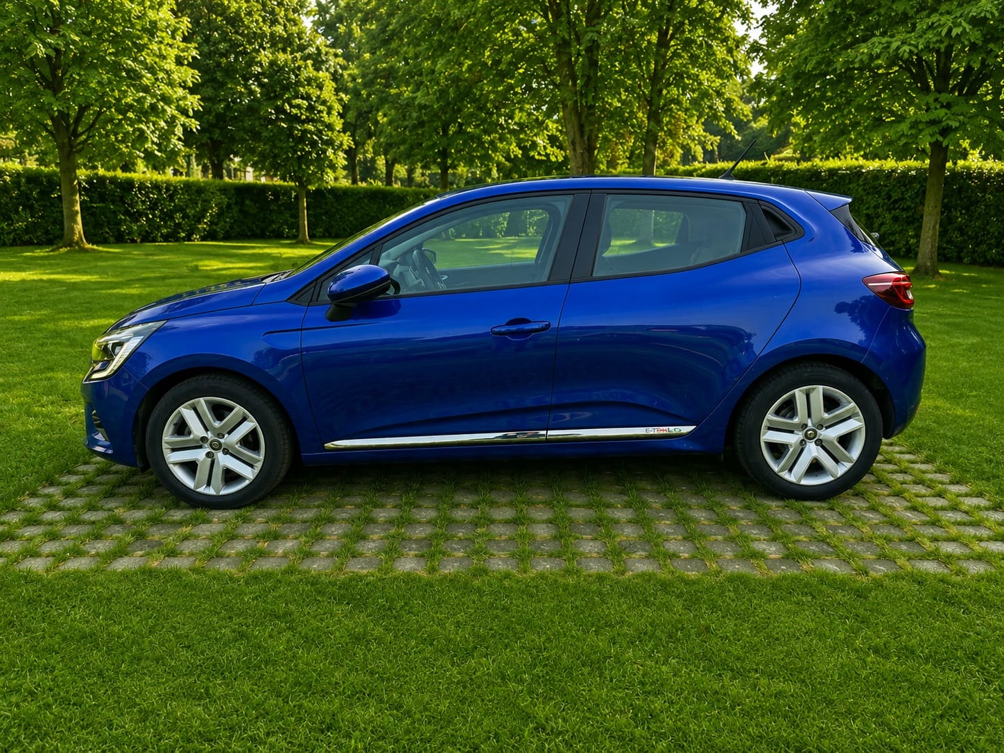 Renault Clio E-tech avec Climatisation