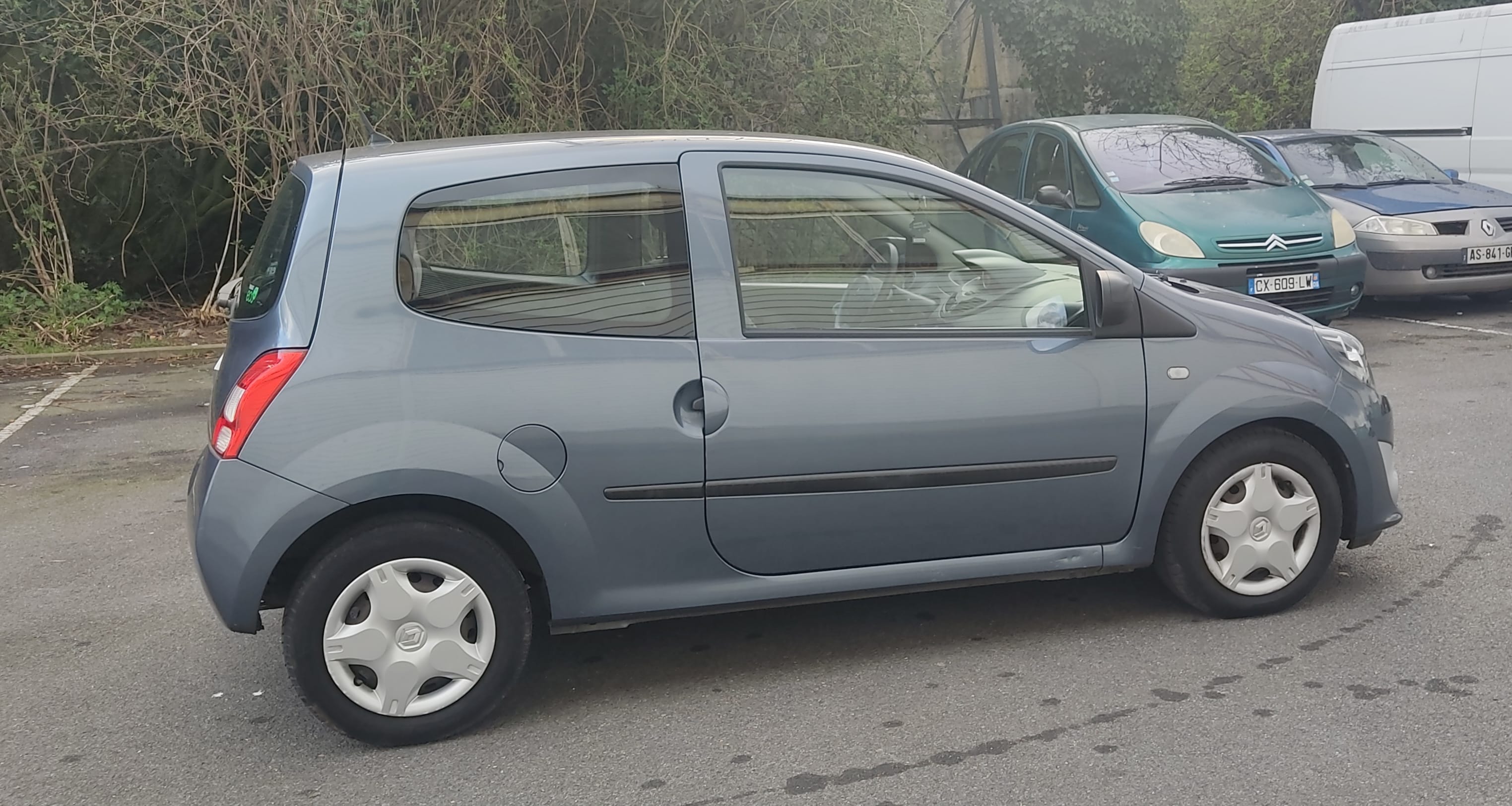 Renault Twingo 1.2 Essence avec Audio Bluetooth