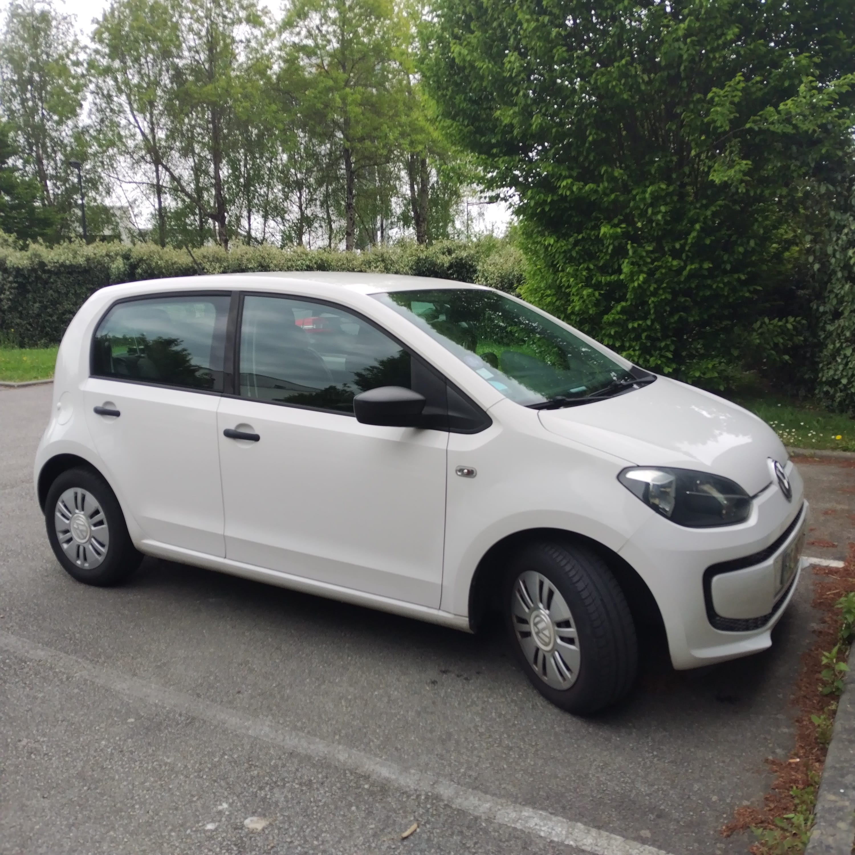Volkswagen Up! avec Autoradio