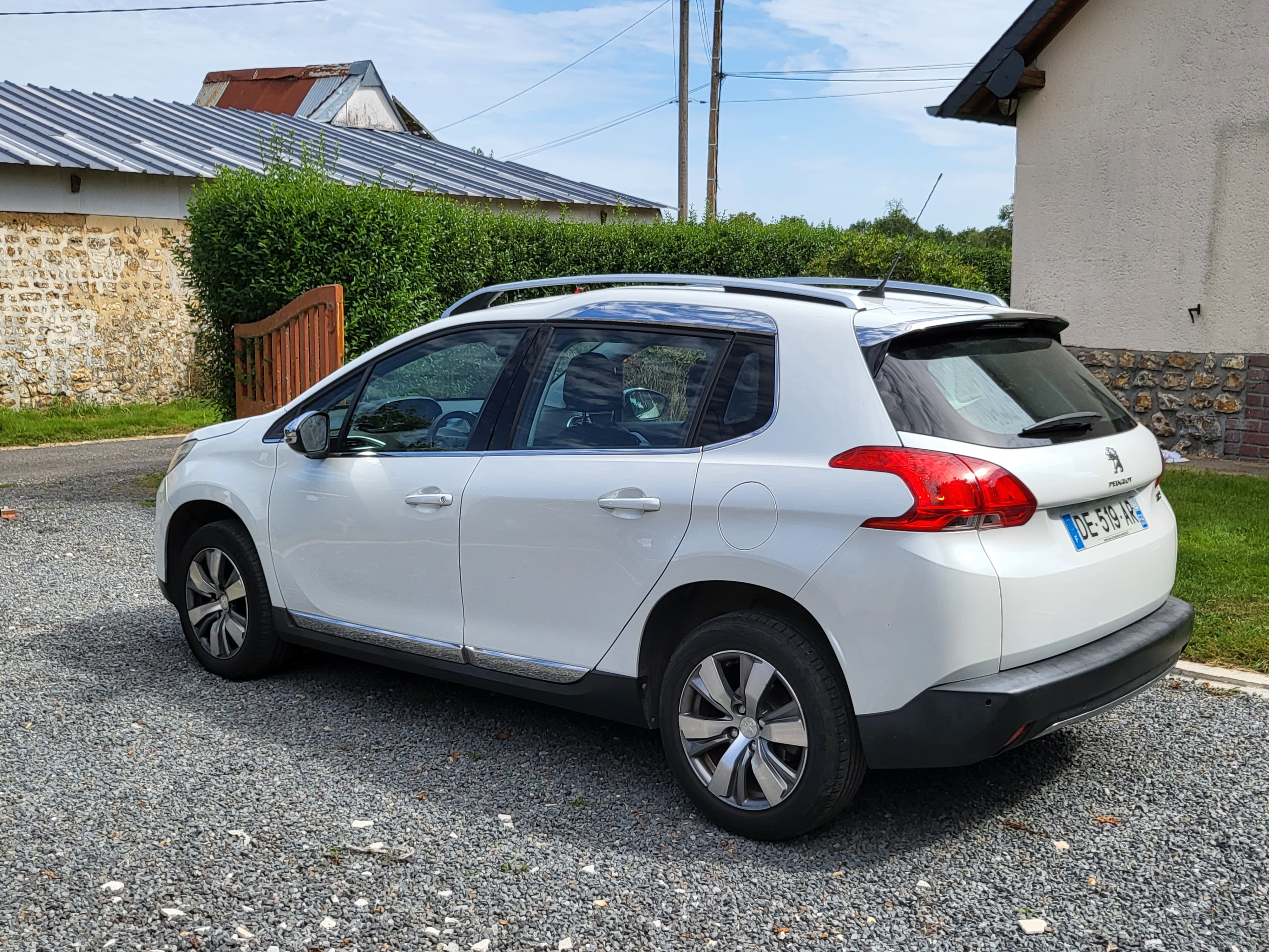 Peugeot 2008 1.4 120ch avec Climatisation
