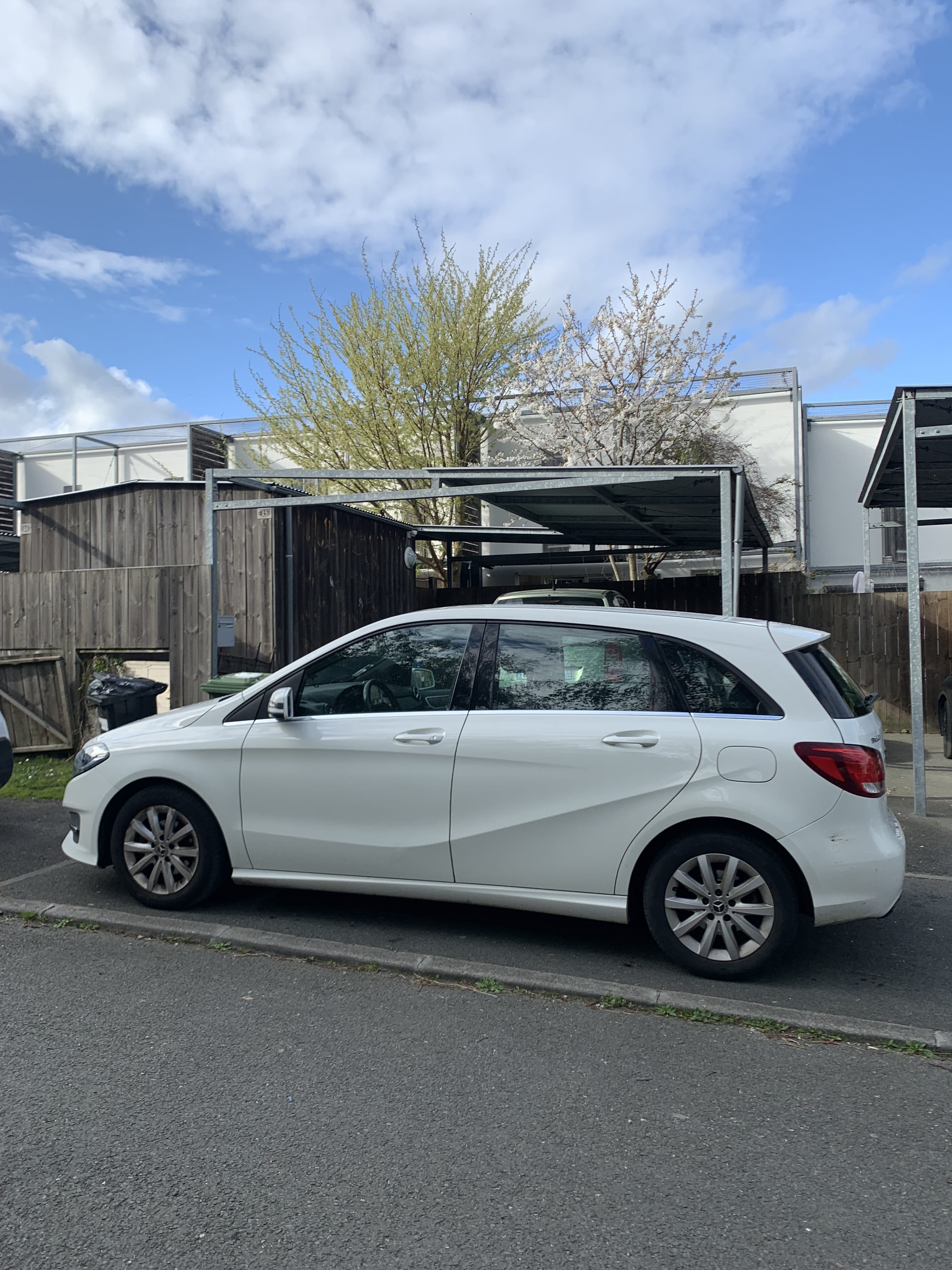 Mercedes-Benz Classe B avec Climatisation