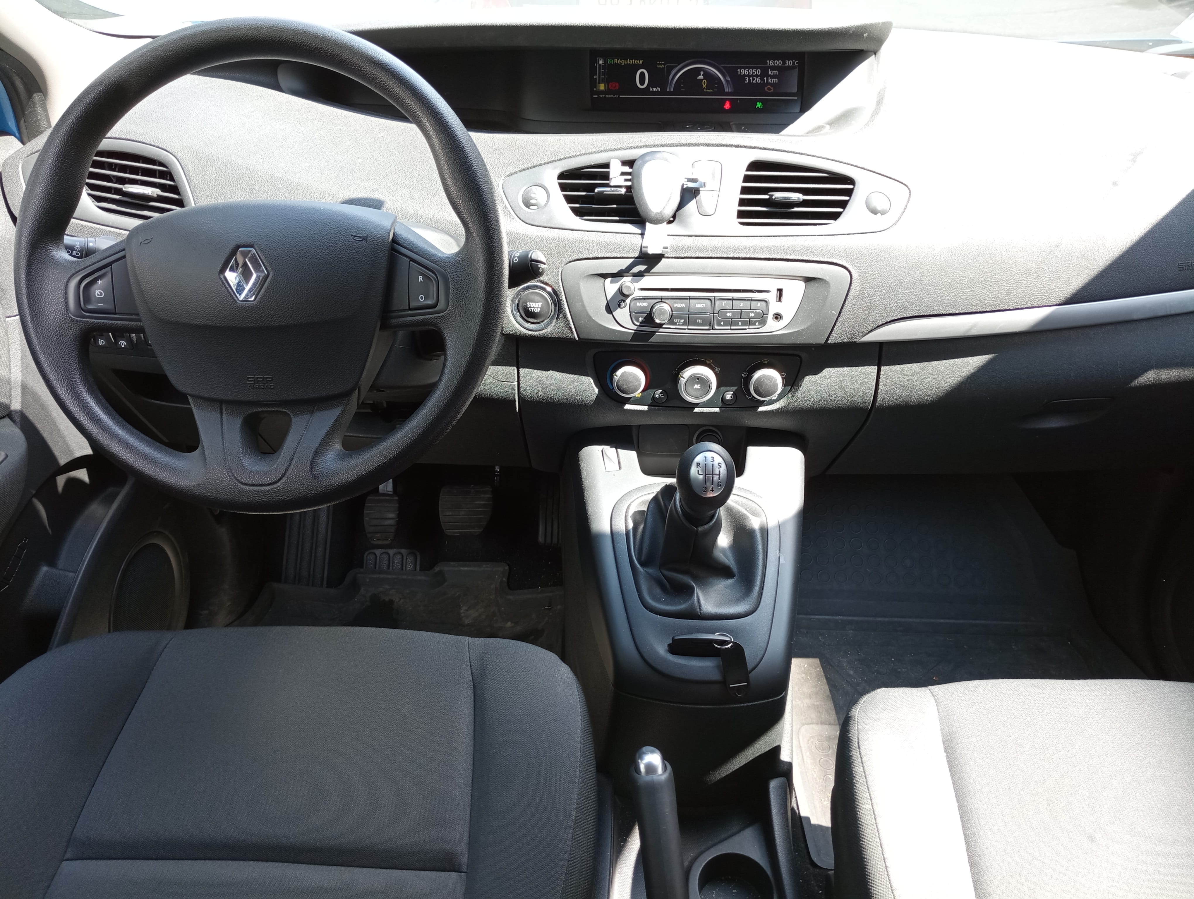 Renault Scenic 1.5DCI avec Audio Bluetooth