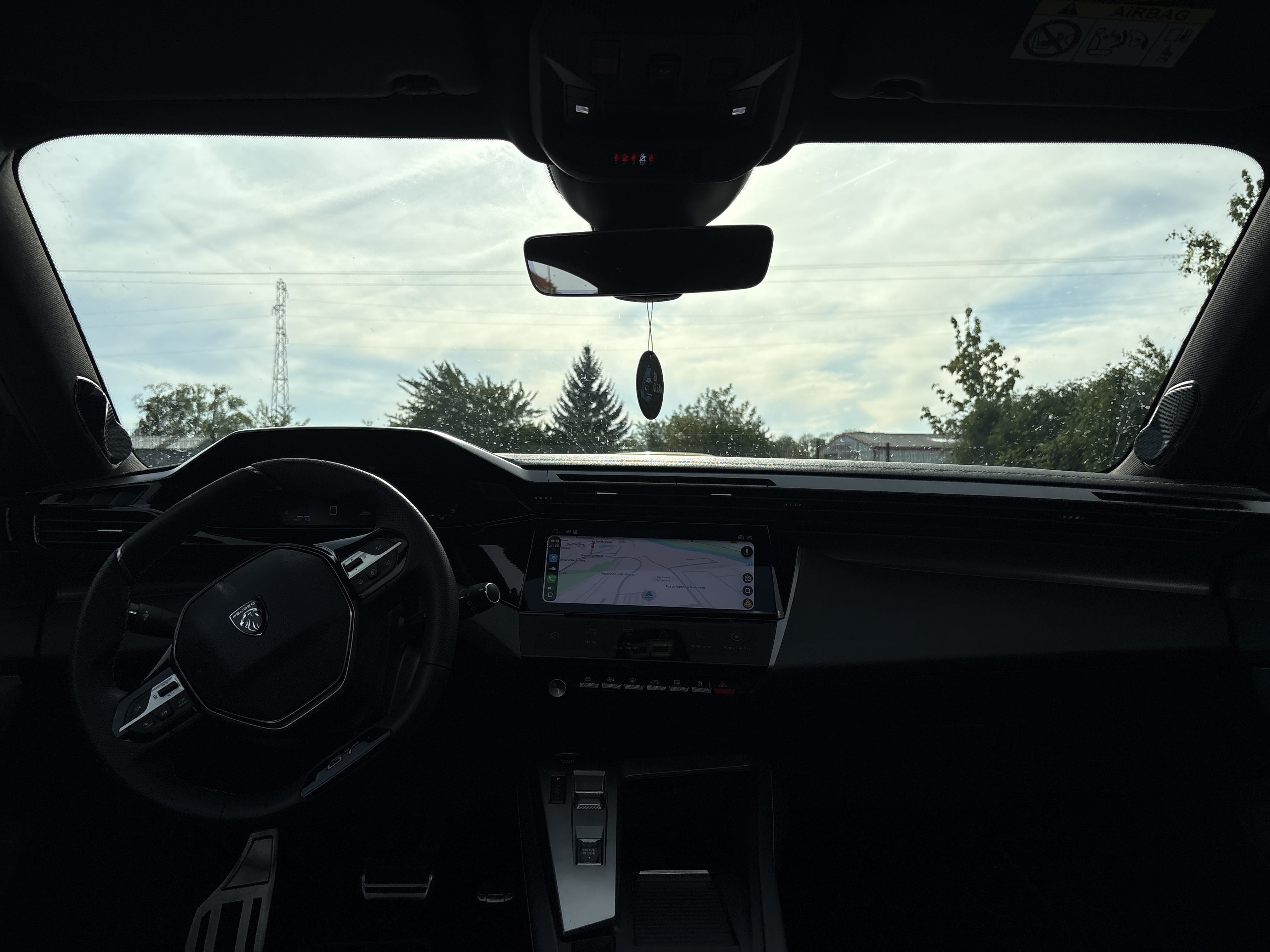 Peugeot 308 avec GPS