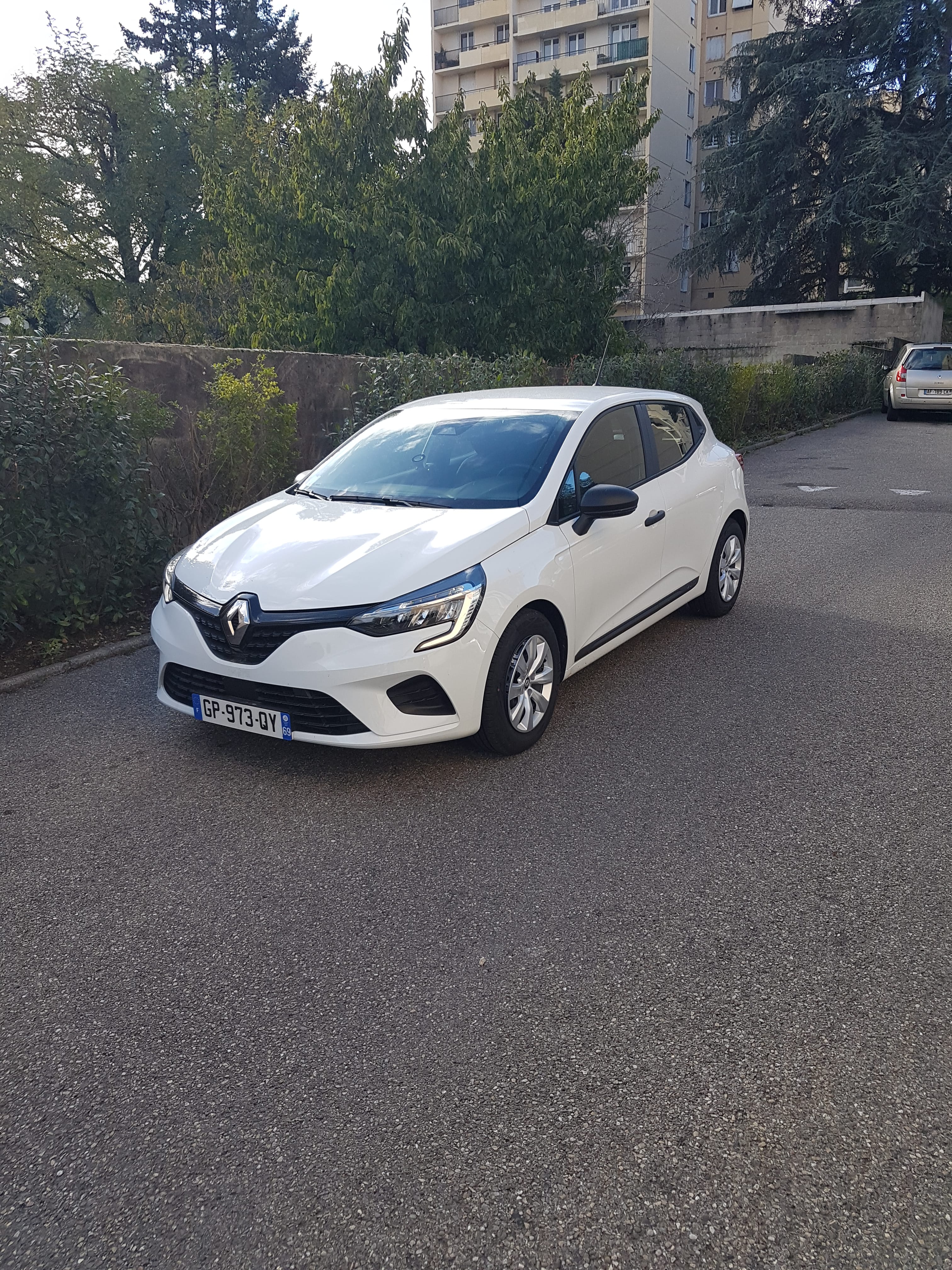 Renault Clio, 2023, Essence 95