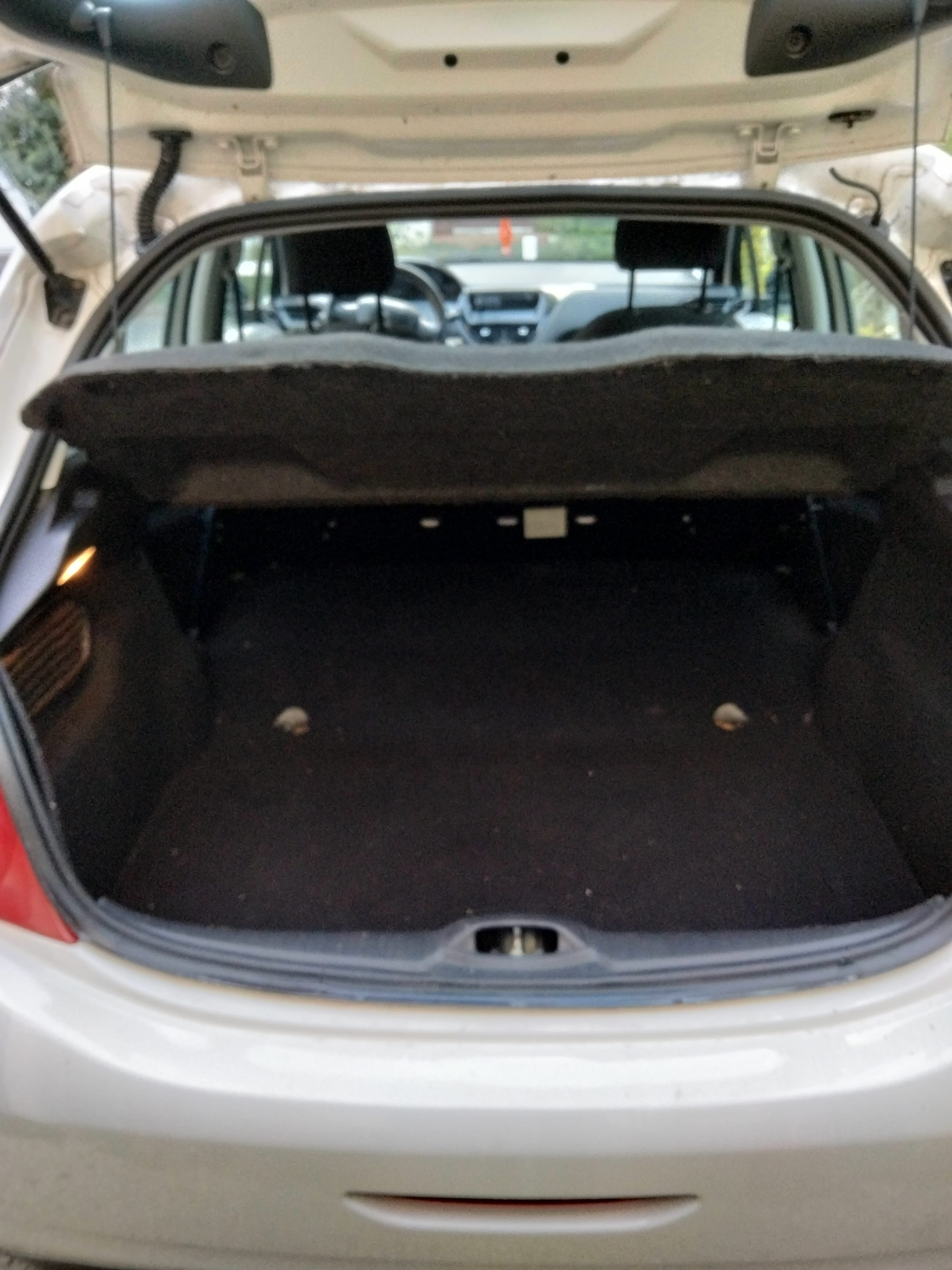 Peugeot 208 Société avec Entrée audio / iPod