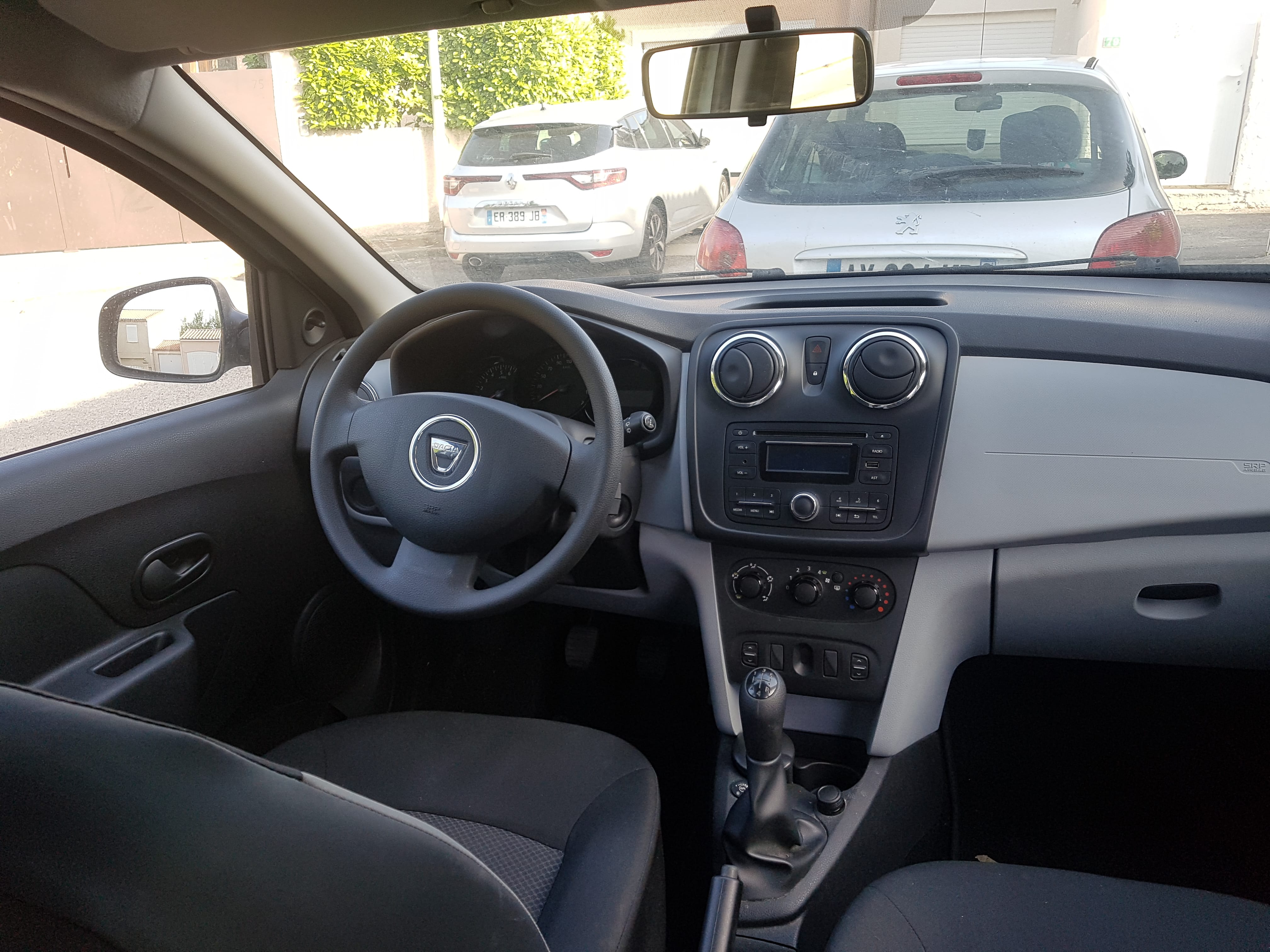 Dacia Sandero GPL/ESSENCE Economique avec Siège bébé