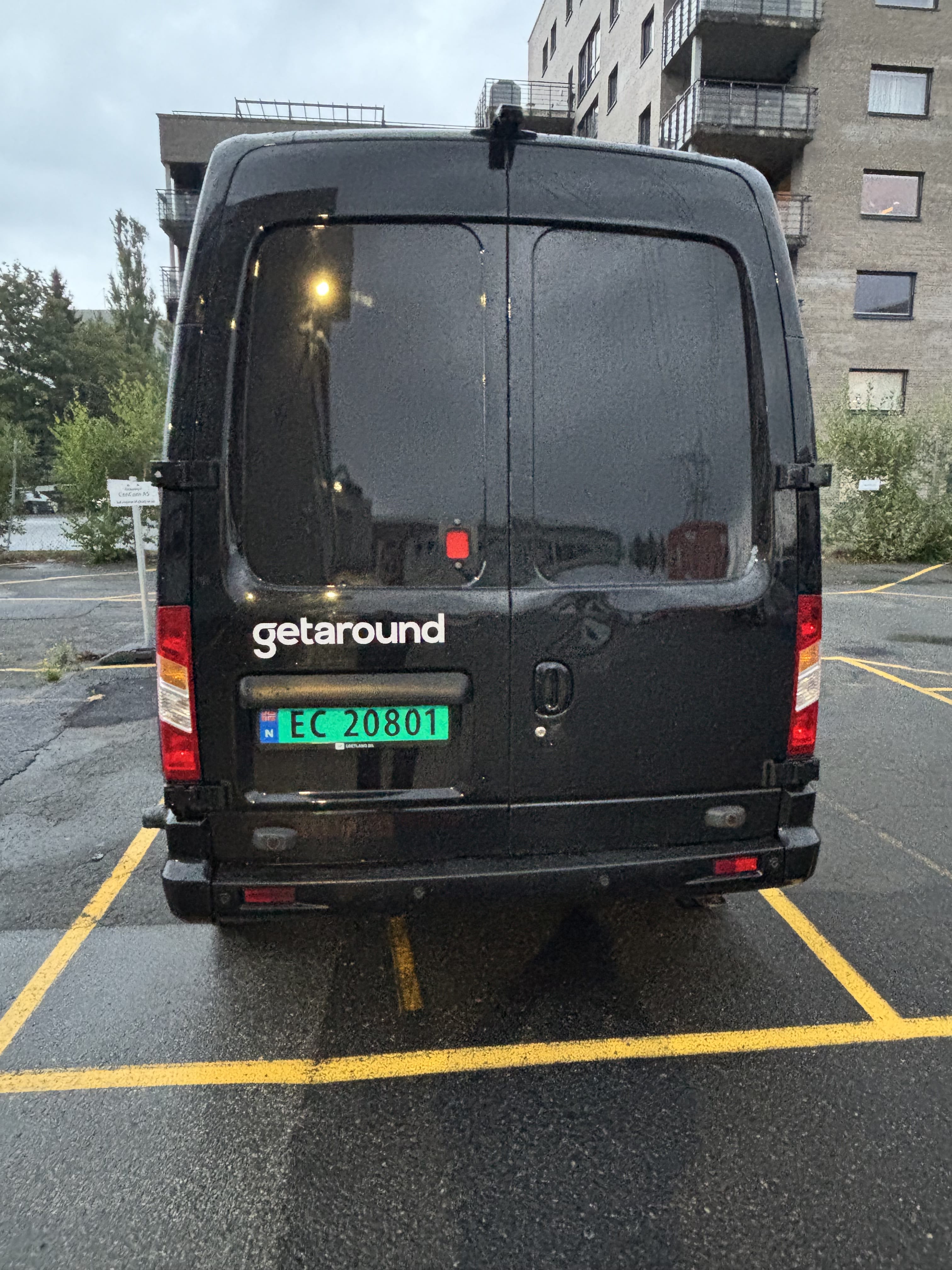 Maxus EV80 Bil 8 with Backup camera