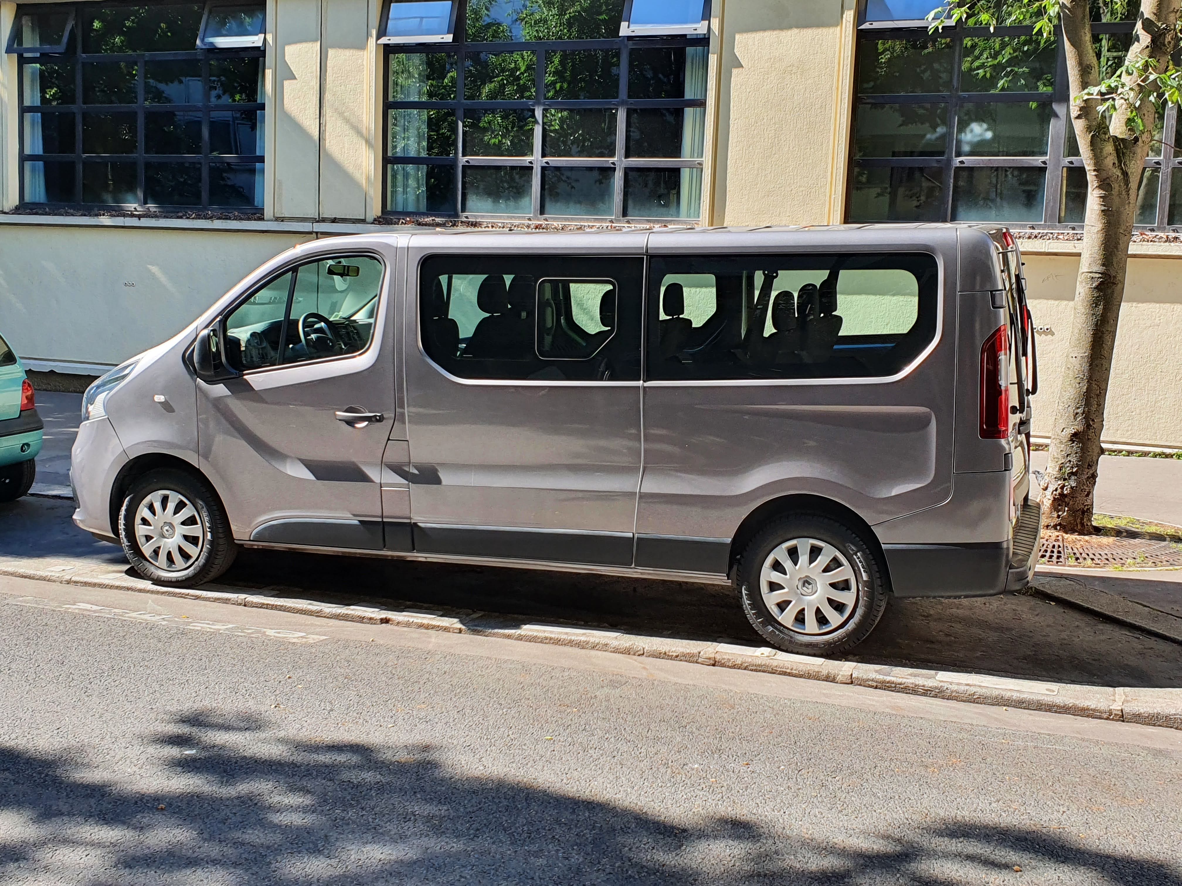 Renault Trafic Passenger avec Climatisation