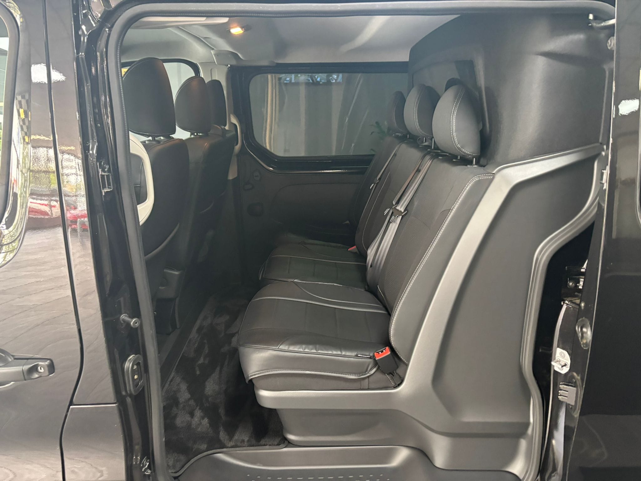 Renault Trafic Double Cabine avec Apple CarPlay