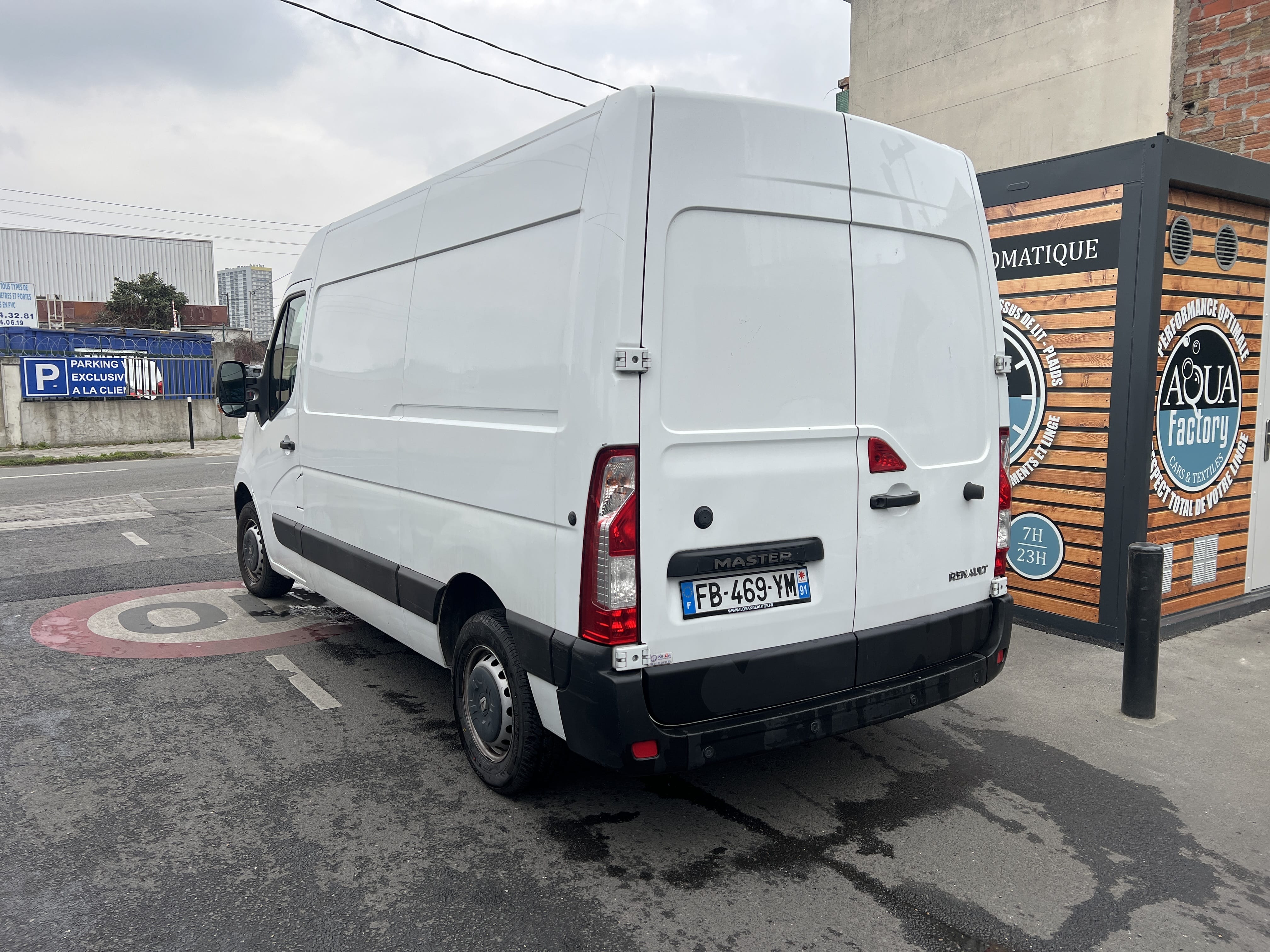 Renault Master met GPS