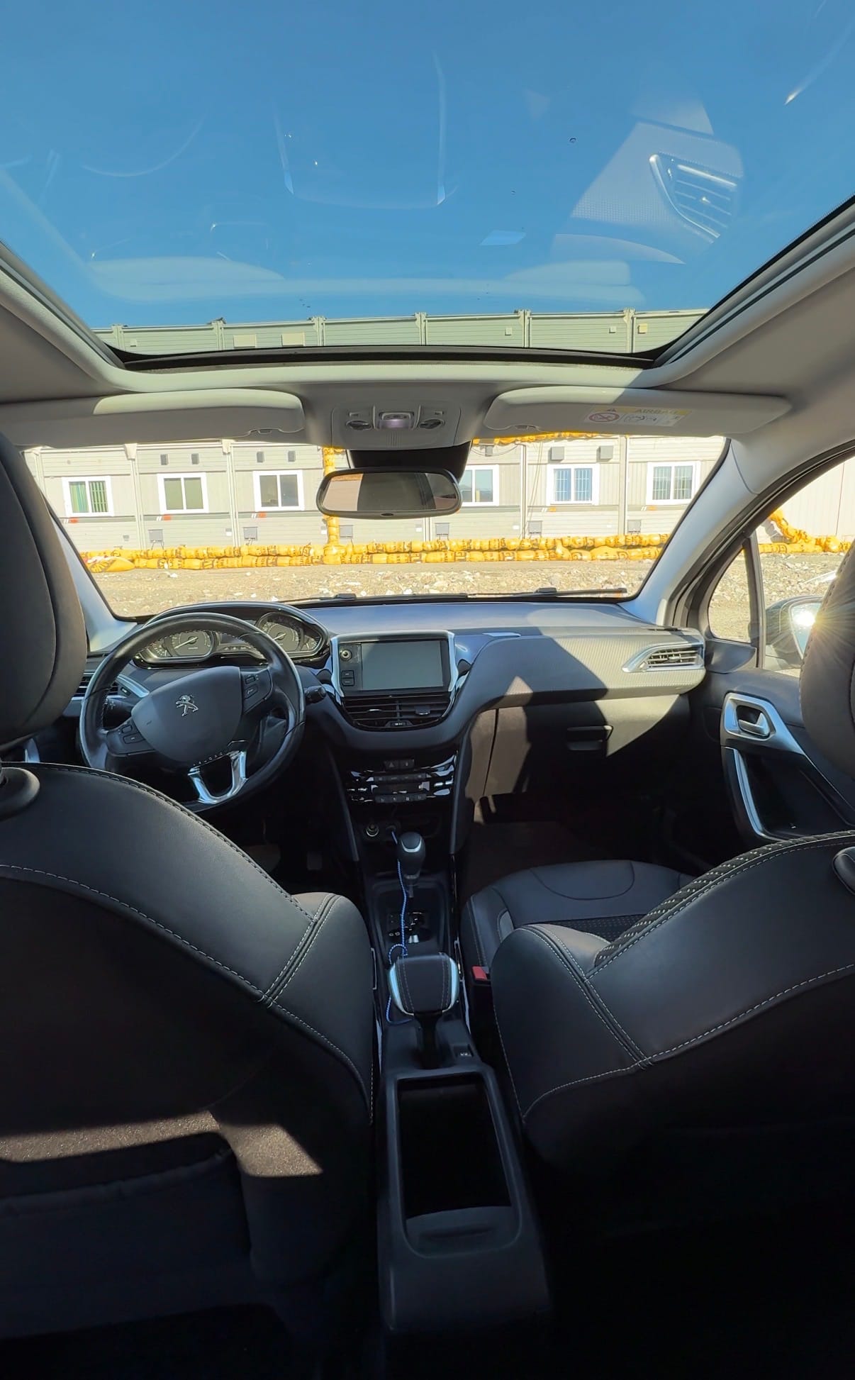 Peugeot 2008 med GPS