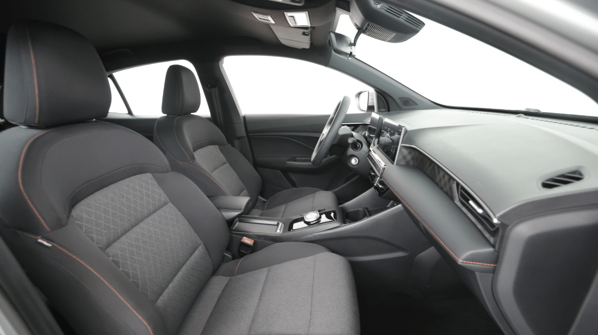 MG MG3 Essence SP95 Hybride+ Auto avec Audio Bluetooth