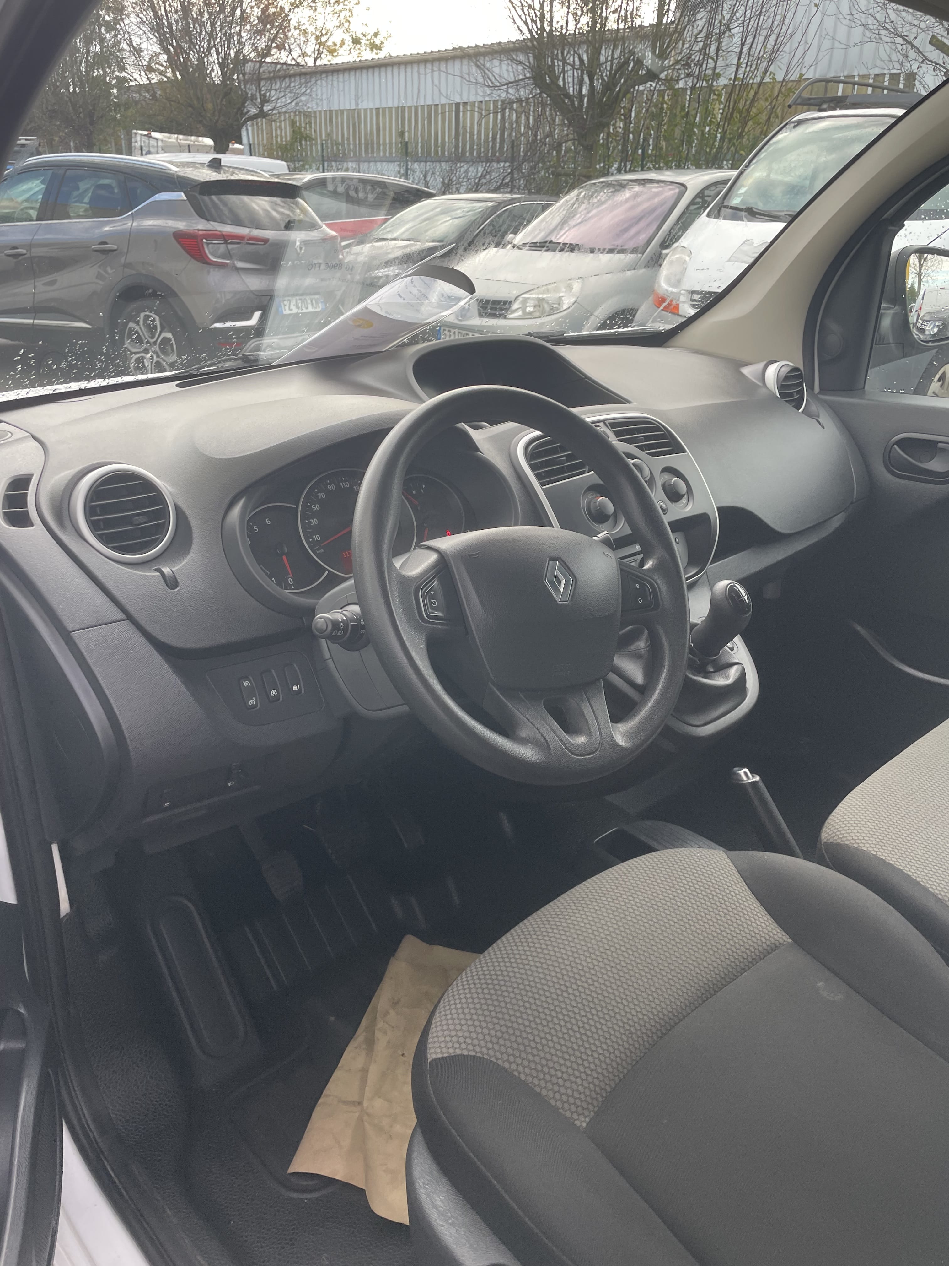 Renault Kangoo Fourgon Dci avec GPS