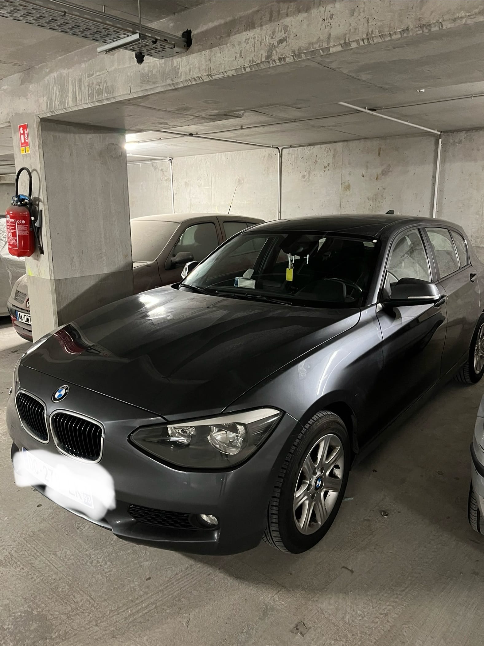 BMW Série 1 avec GPS