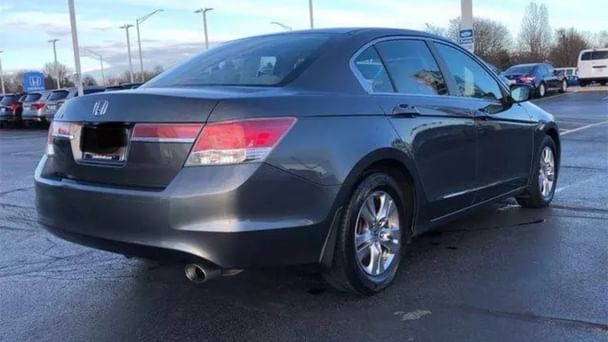 Honda Accord EX-L V6 with Cruise control