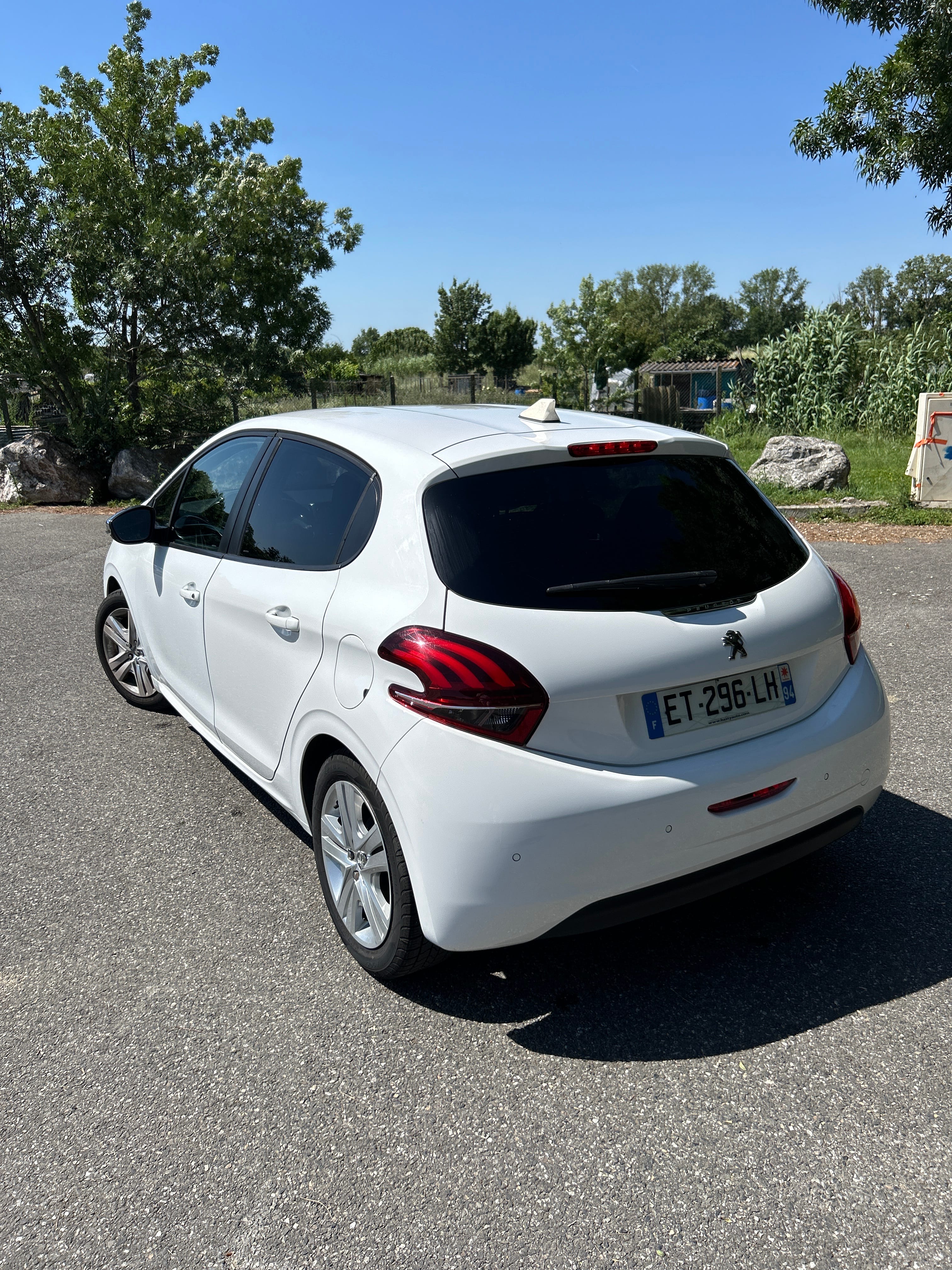 Peugeot 208 met GPS
