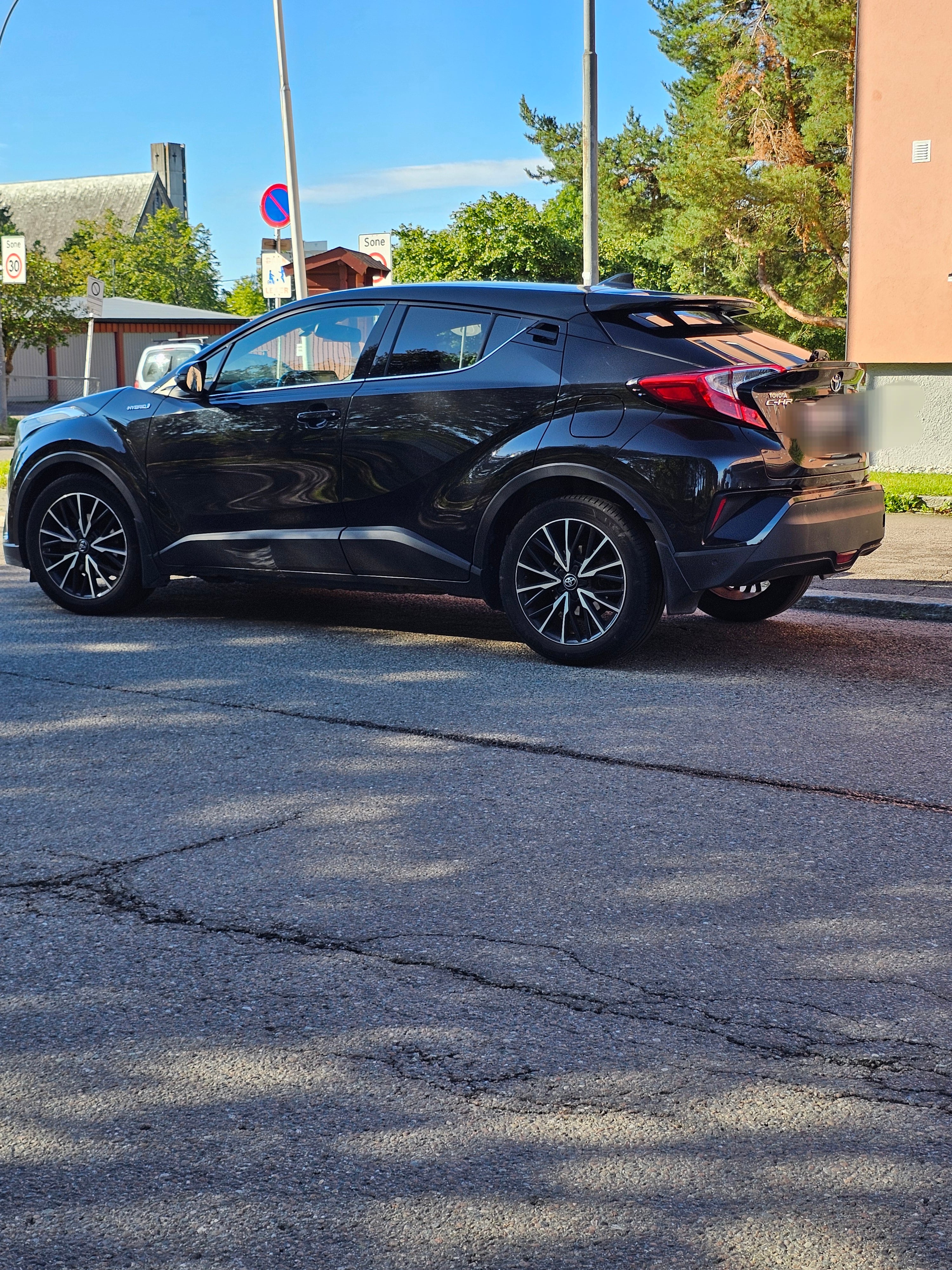 Toyota C-HR Hybrid, 2018, Blyfri 95, automatisk