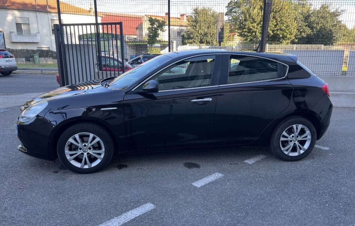 Alfa-Romeo Giulietta avec Régulateur de vitesse