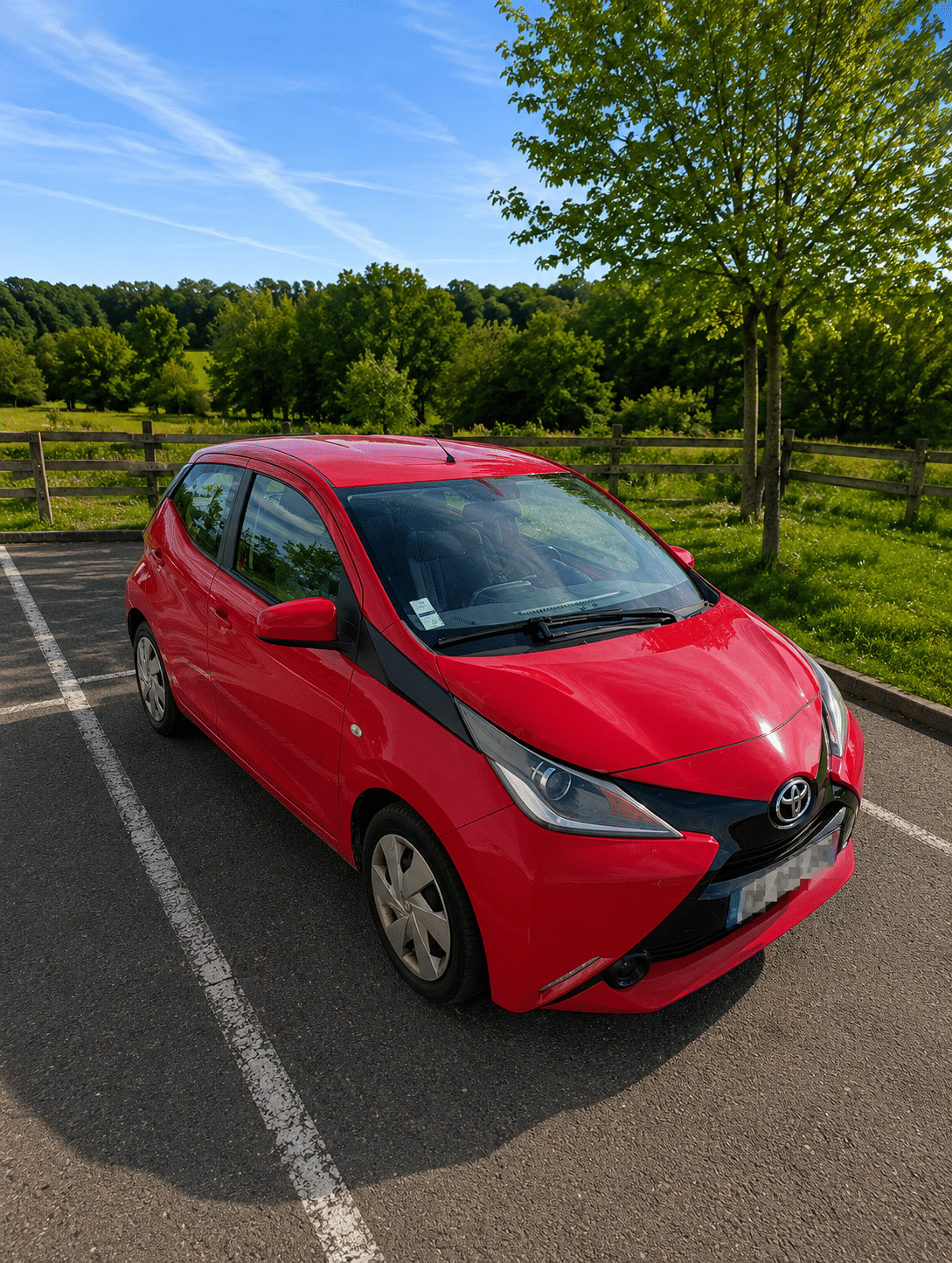 Toyota Aygo II, 2014, Essence 95