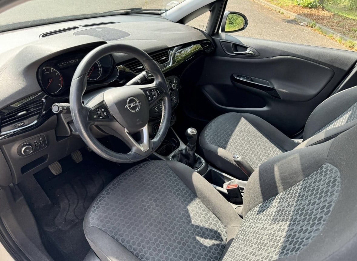 Opel Corsa avec Audio Bluetooth