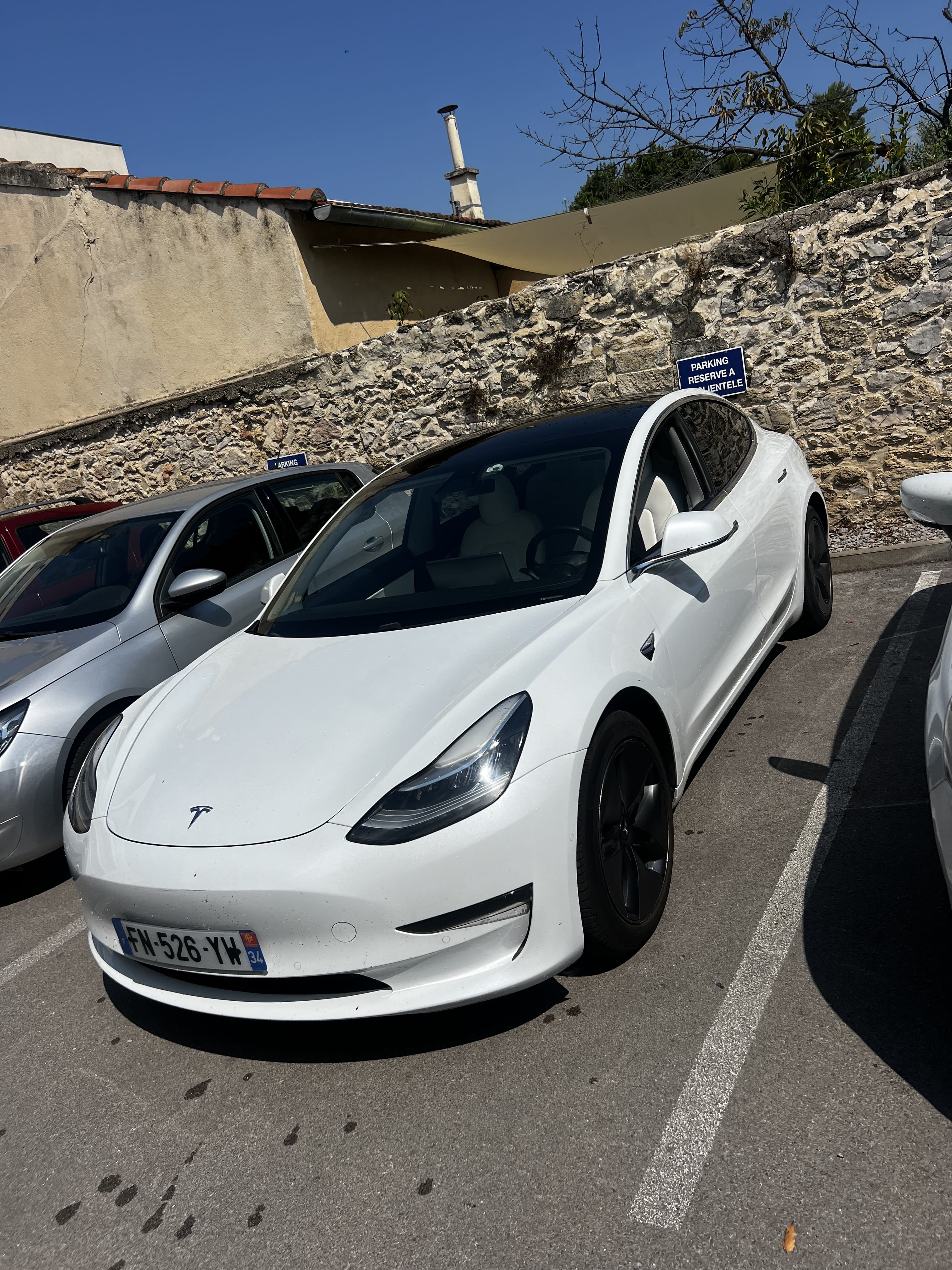 Tesla Model 3 Long Range avec Climatisation