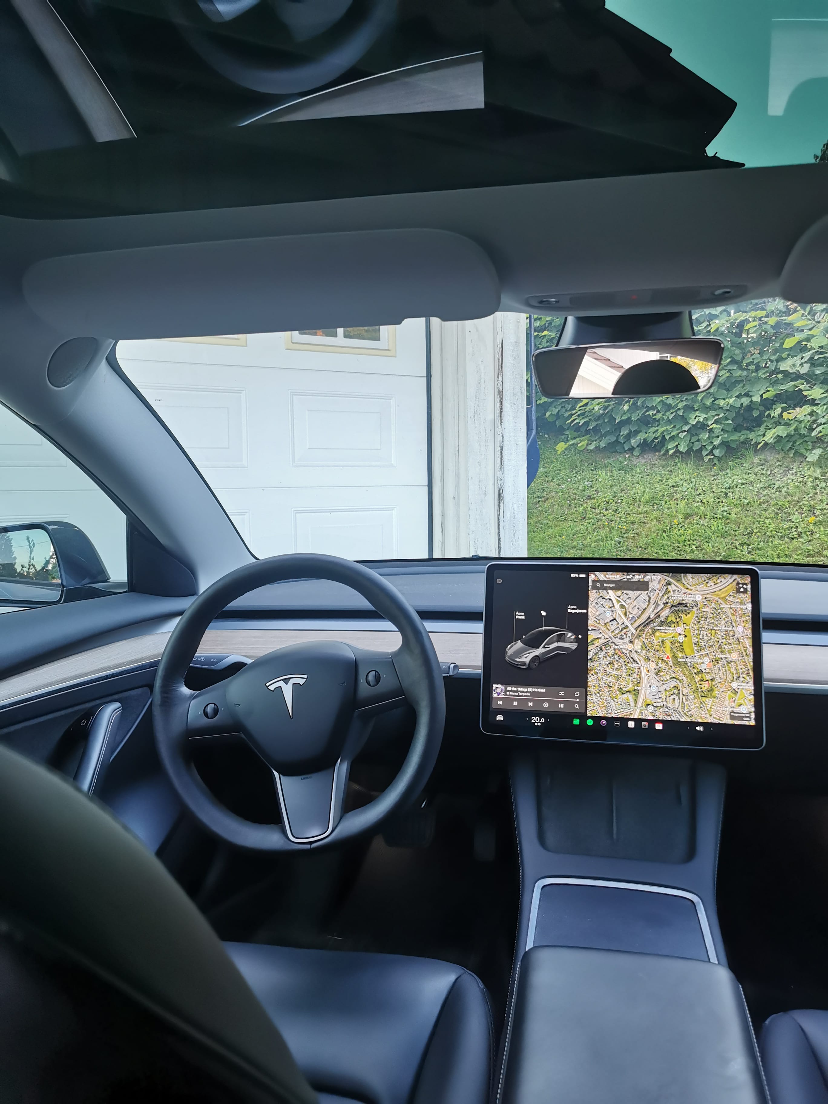 Tesla Model 3 Long Range med GPS