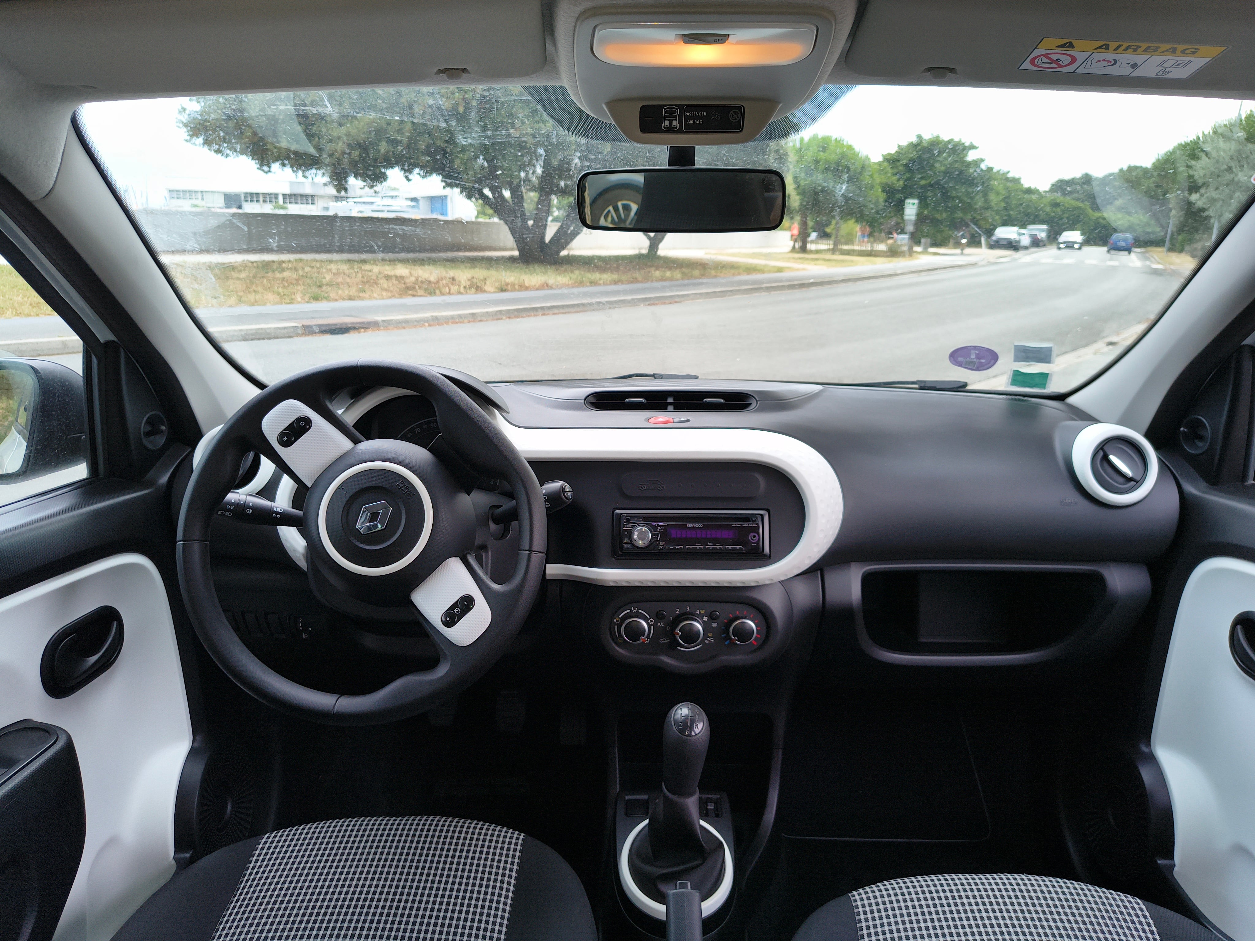 Renault Twingo III avec Régulateur de vitesse