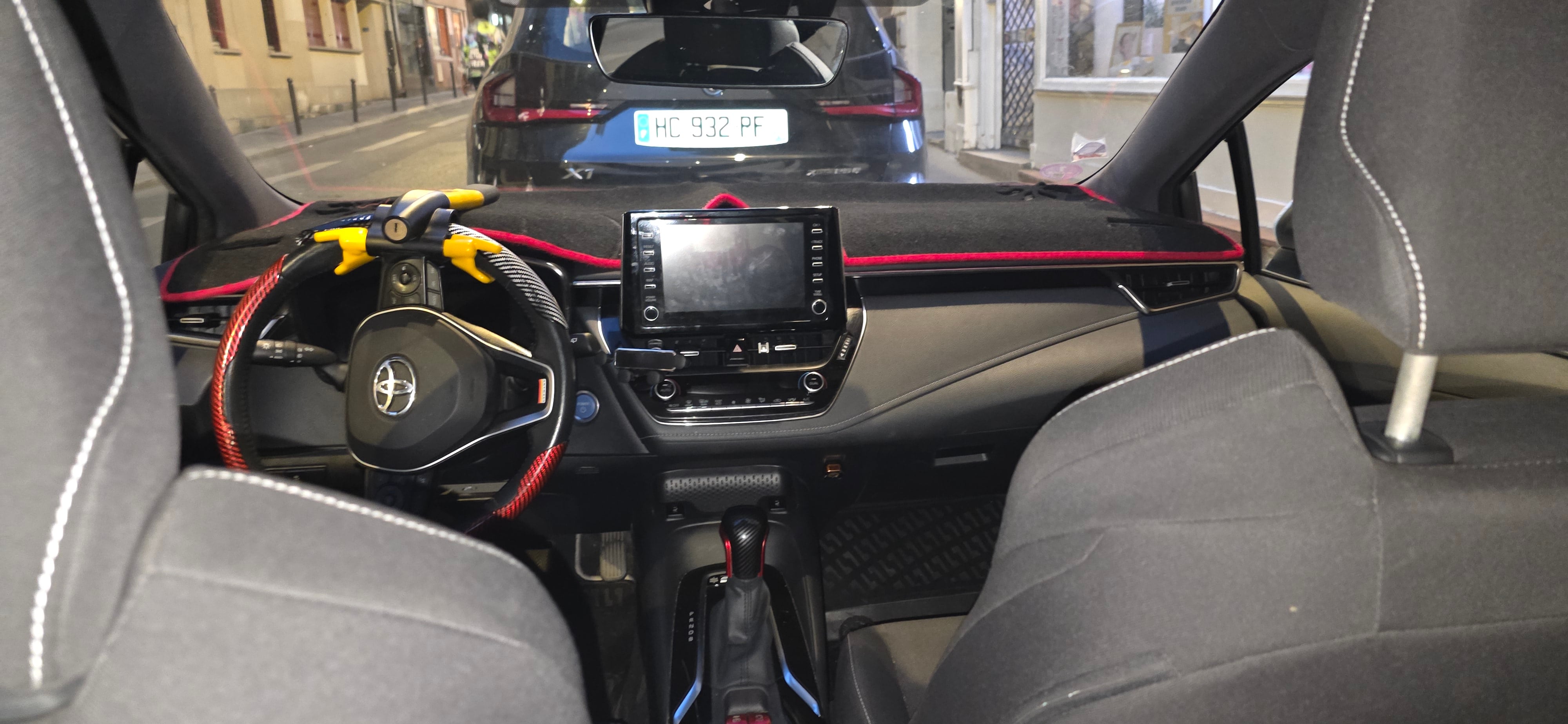 Toyota Corolla Break Hybride, 2021, Essence 95 / Électrique (hybride), automatique