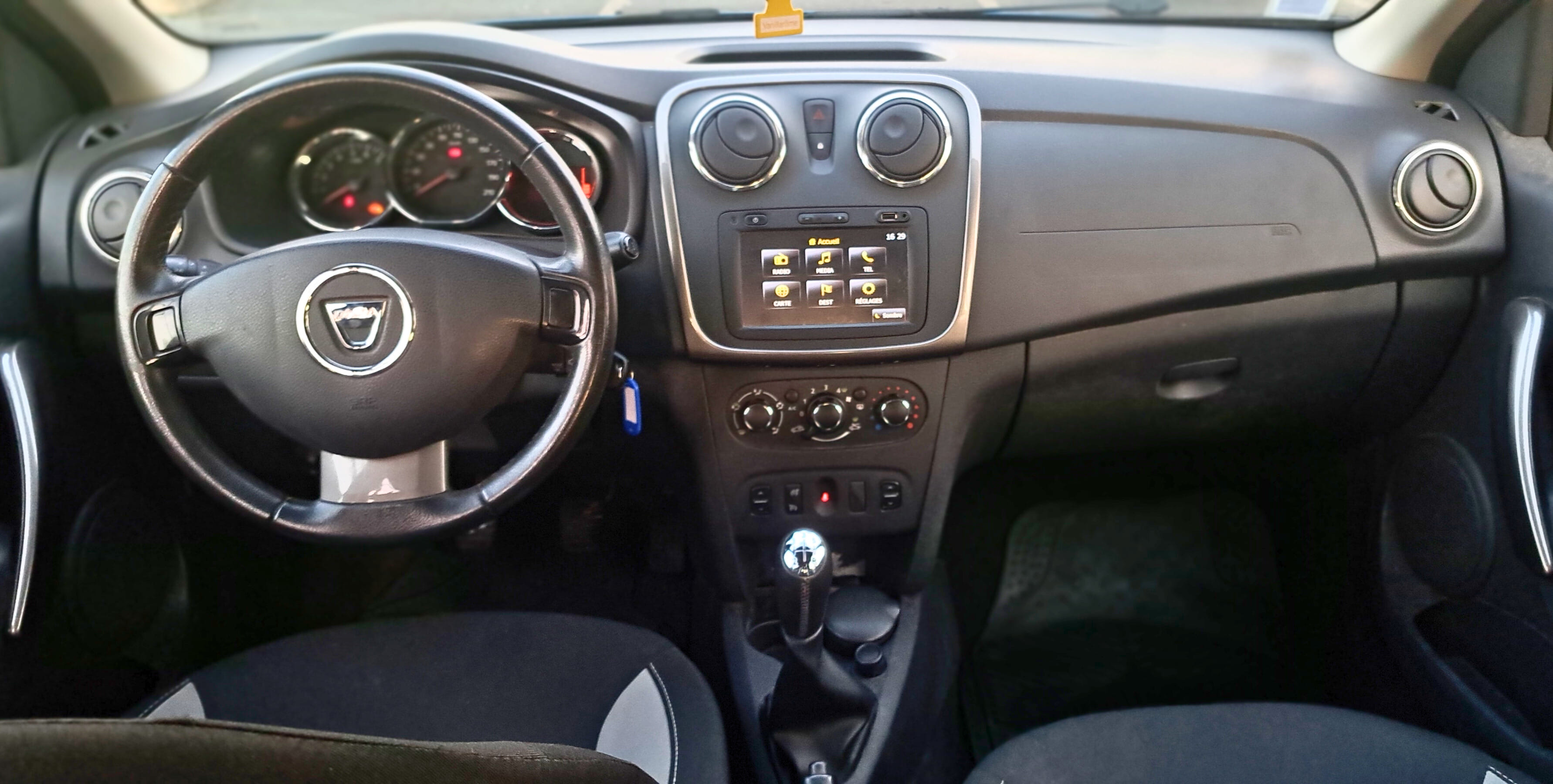 Dacia Sandero Stepway Prestige avec Audio Bluetooth