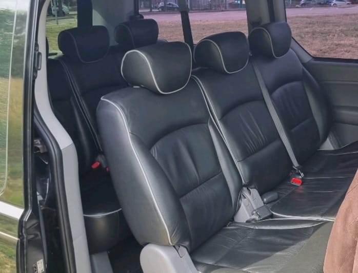 Hyundai H-1 Van GARE SNCF 8 places avec Audio Bluetooth