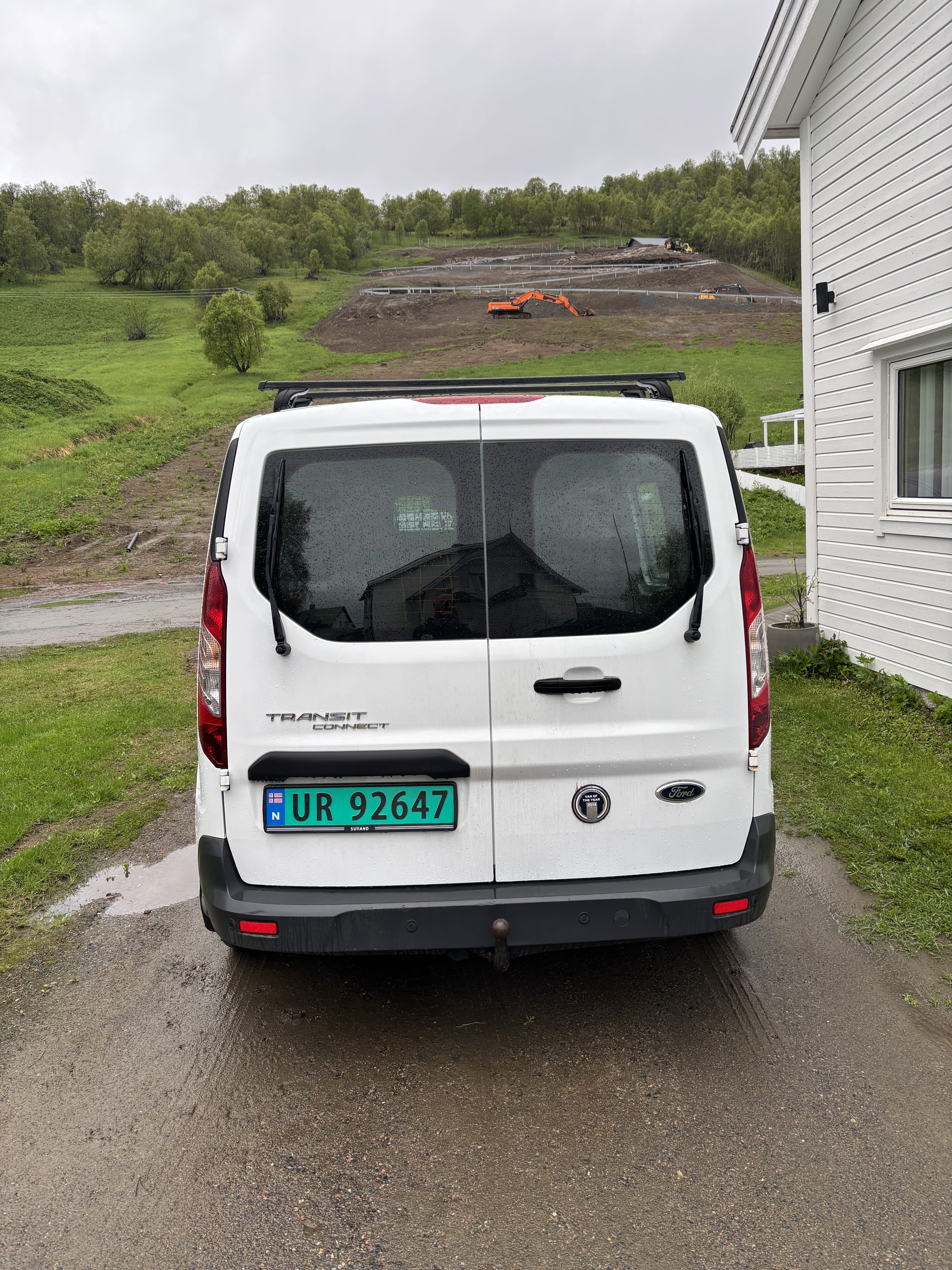 Ford Transit 150 med USB ladeuttak