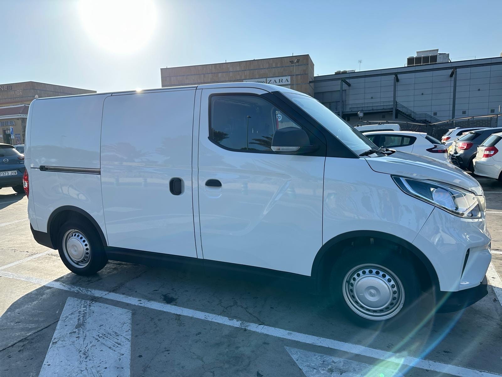 Maxus eDeliver 3 con Aire acondicionado